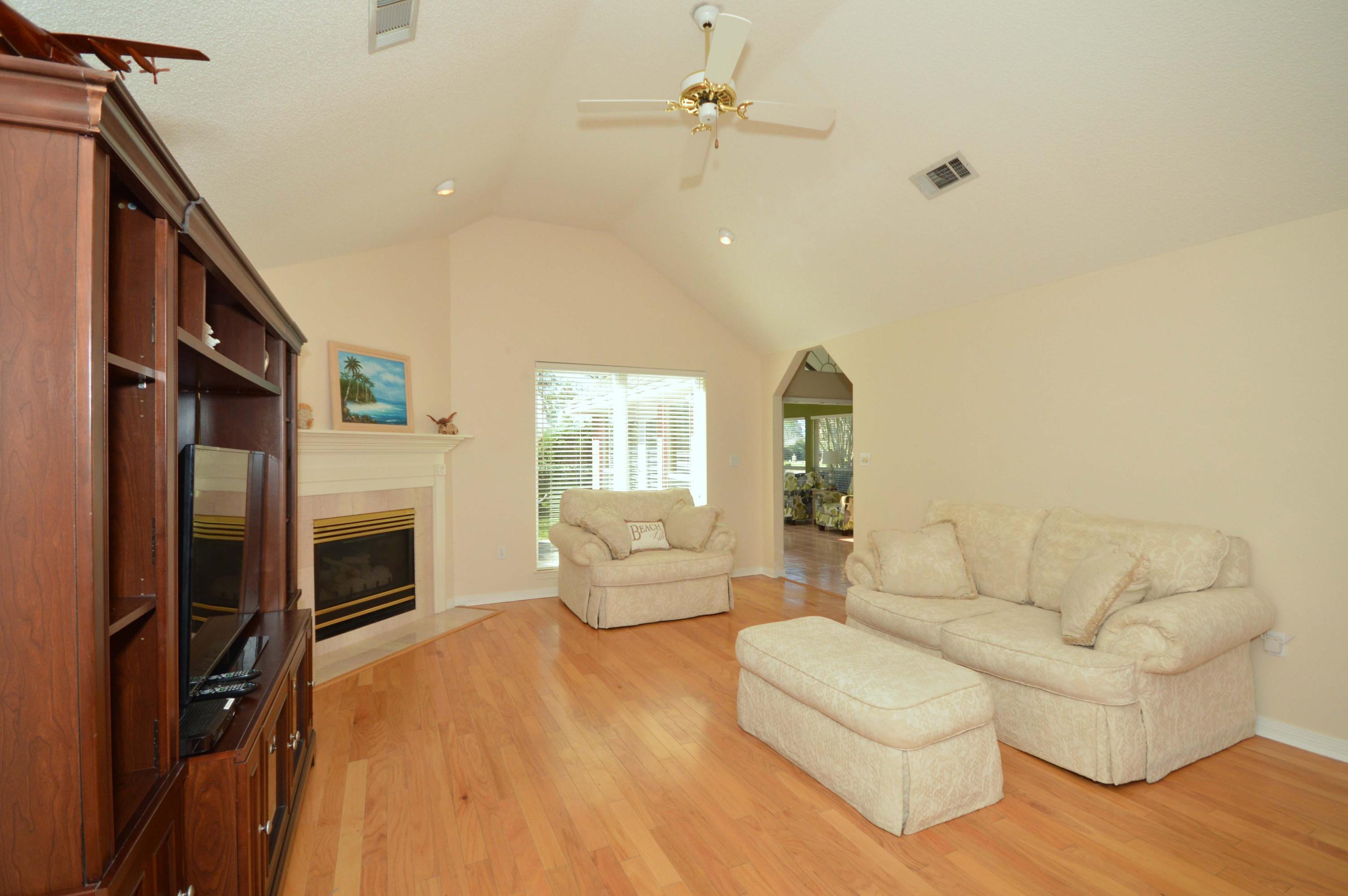 TIGER POINT EAST - Residential