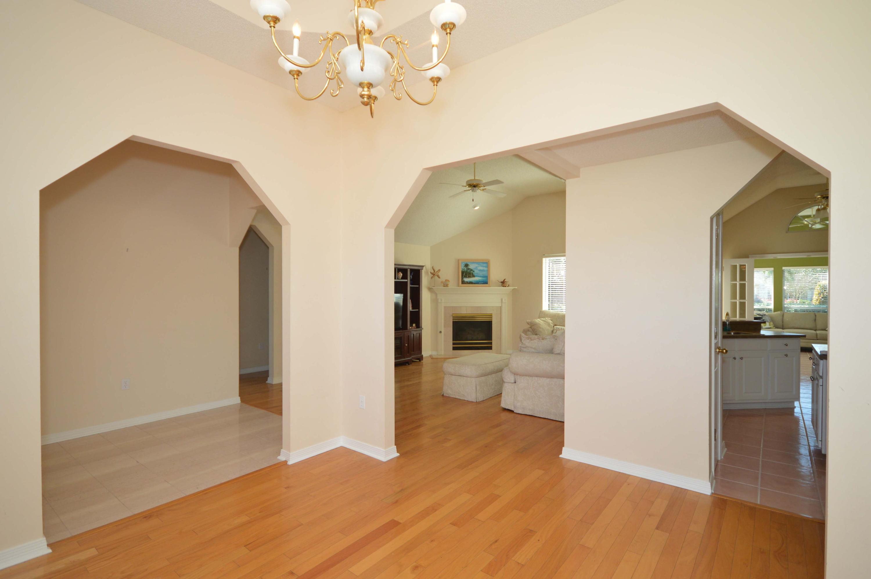 TIGER POINT EAST - Residential