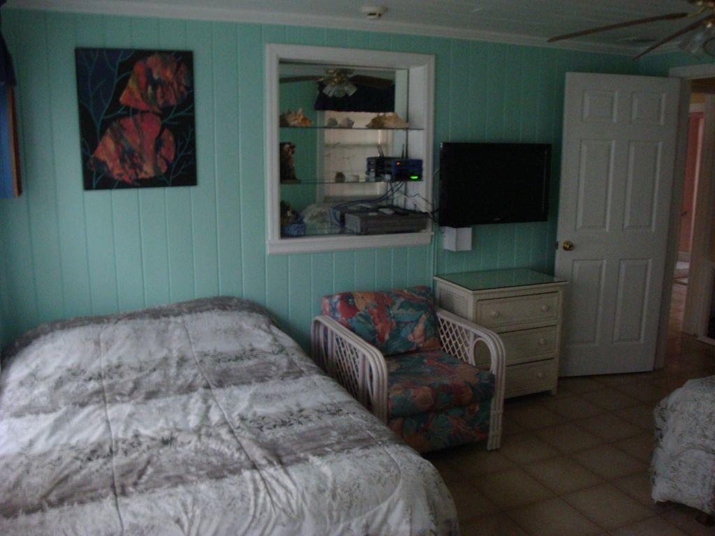 BAHAMA BEACH - Residential