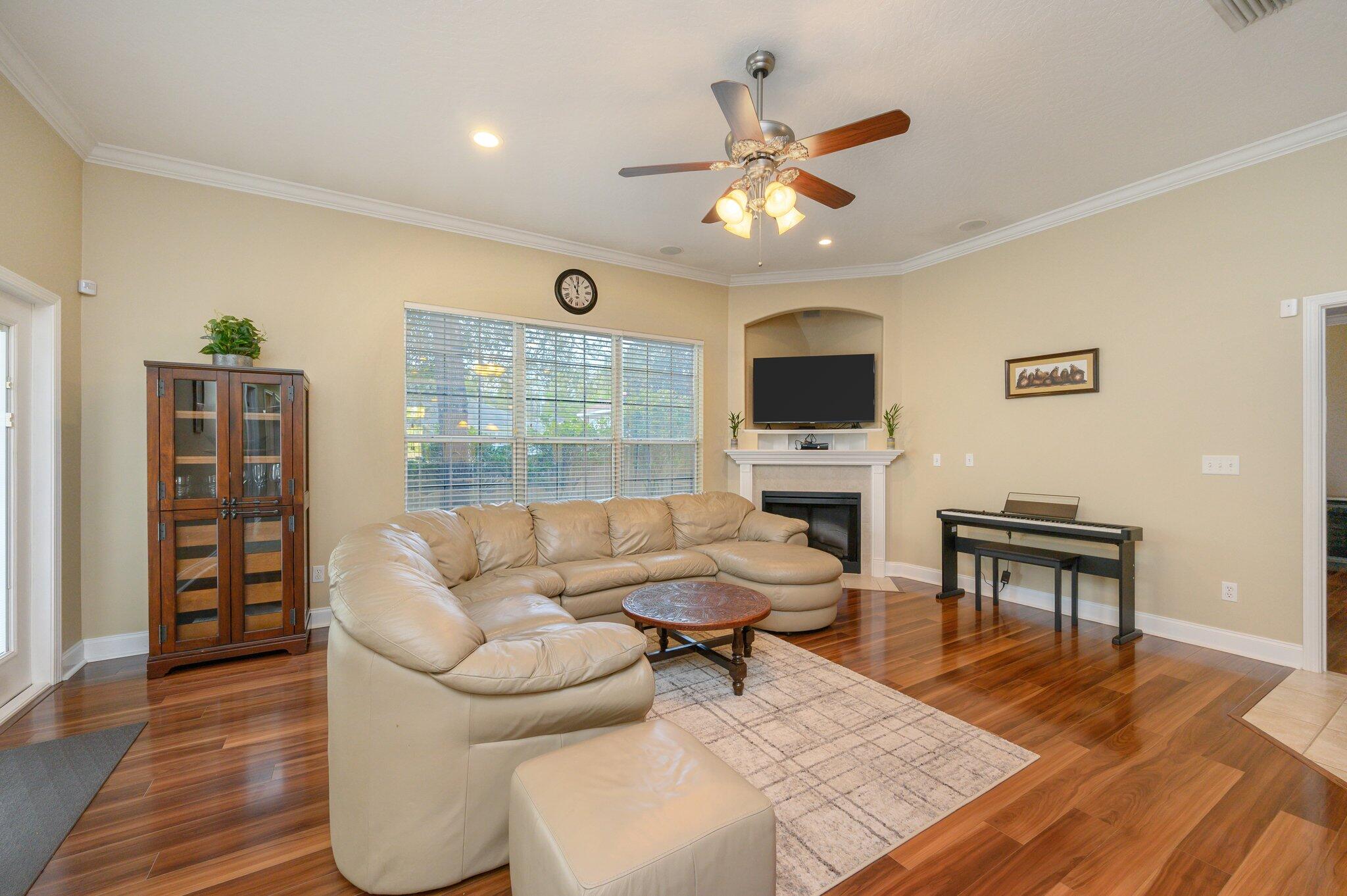 TRAILWOOD ESTATES - Residential