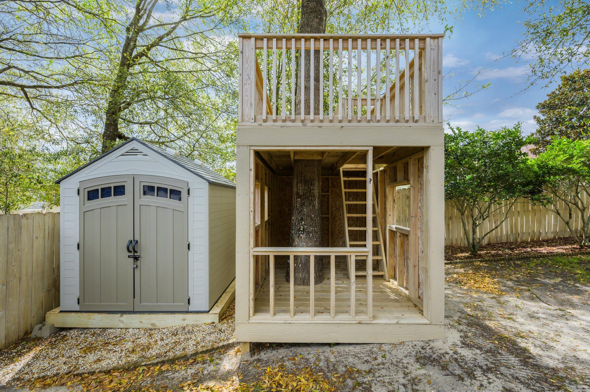 TRAILWOOD ESTATES - Residential