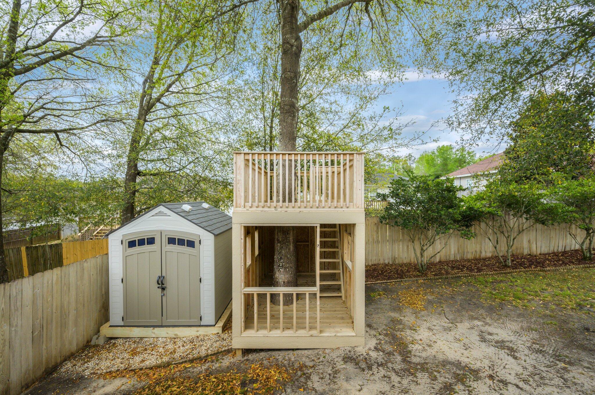 TRAILWOOD ESTATES - Residential