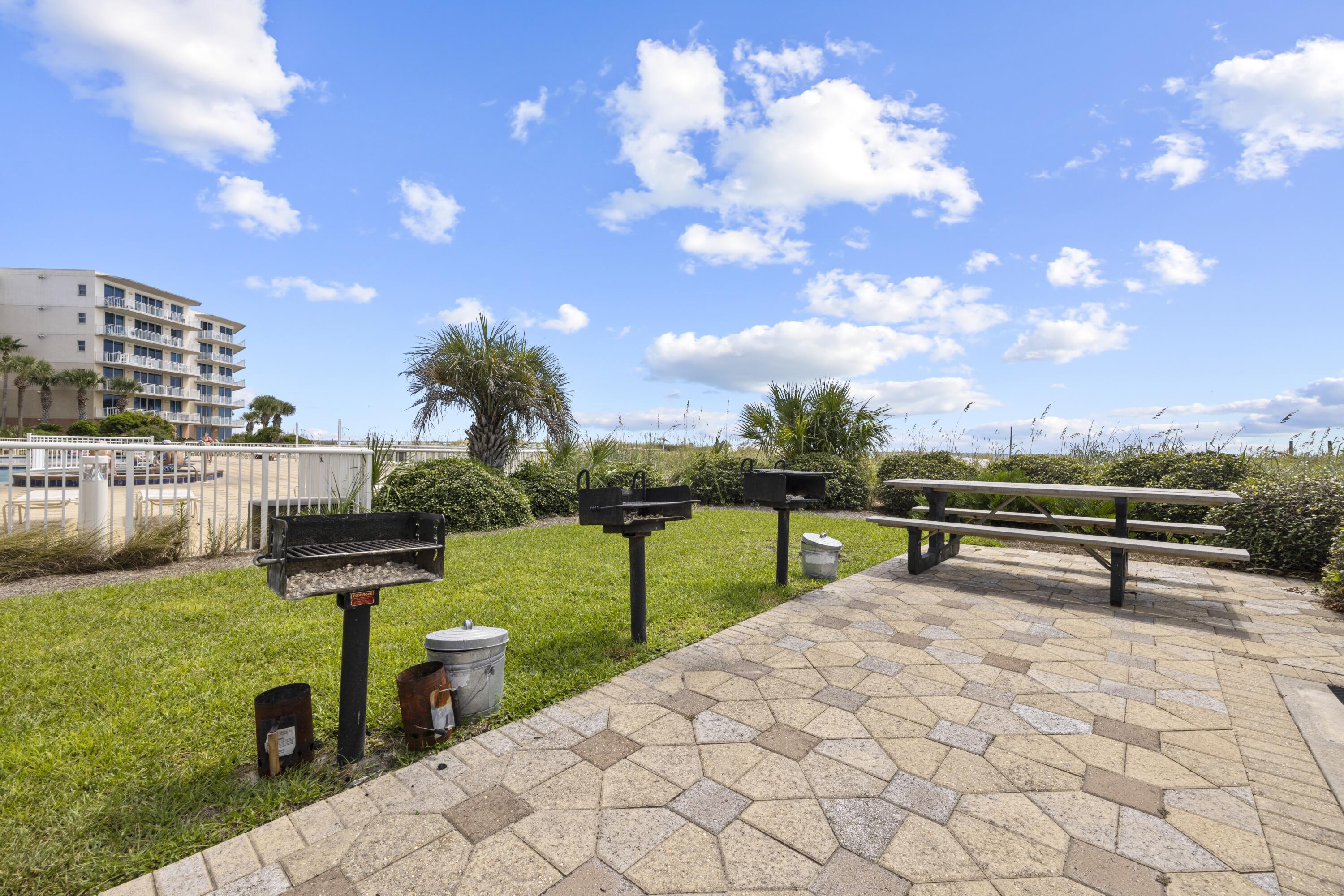 SUMMER PLACE - Residential