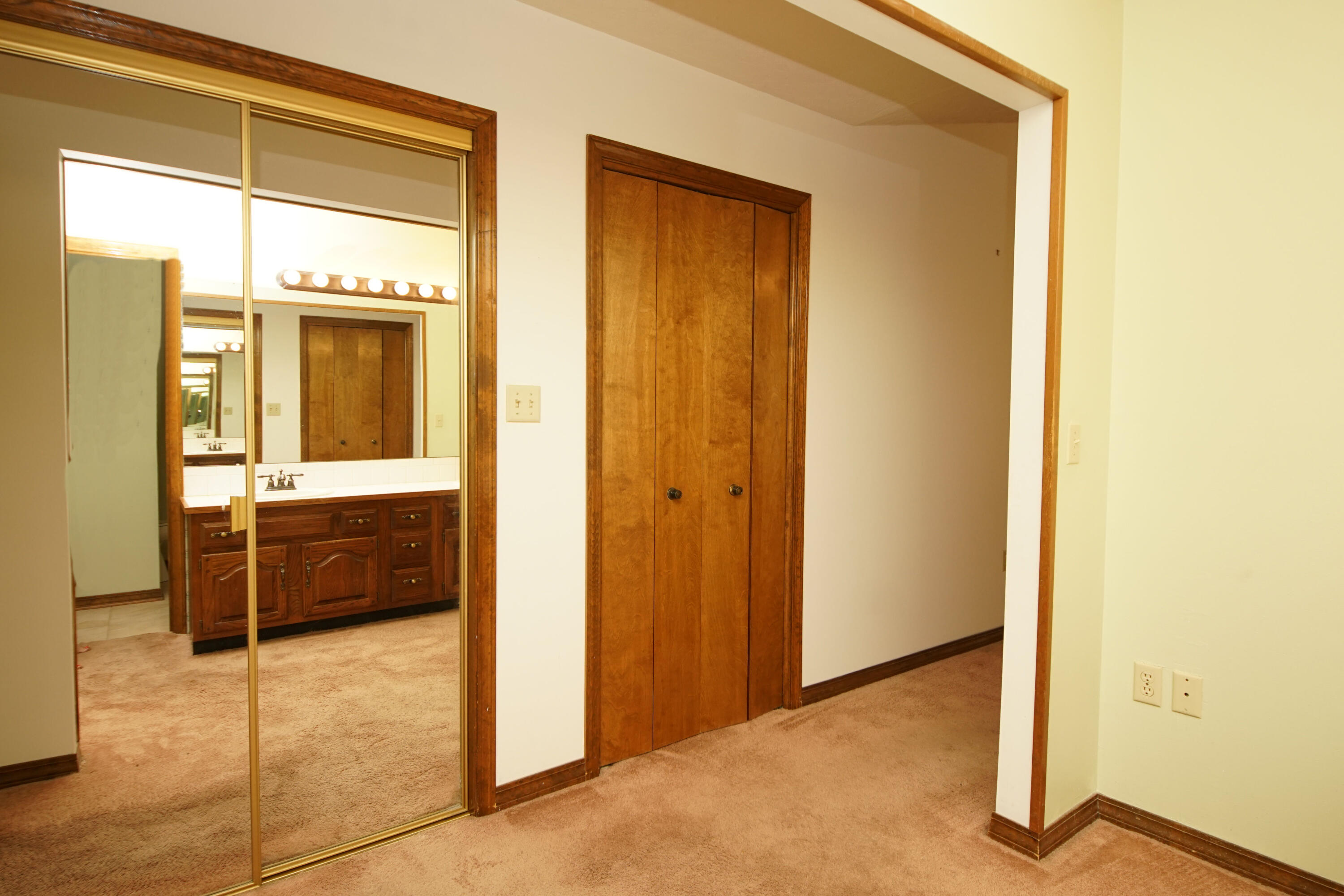 ROCKY BAYOU COUNTRY CLUB ESTATES 3 - Residential