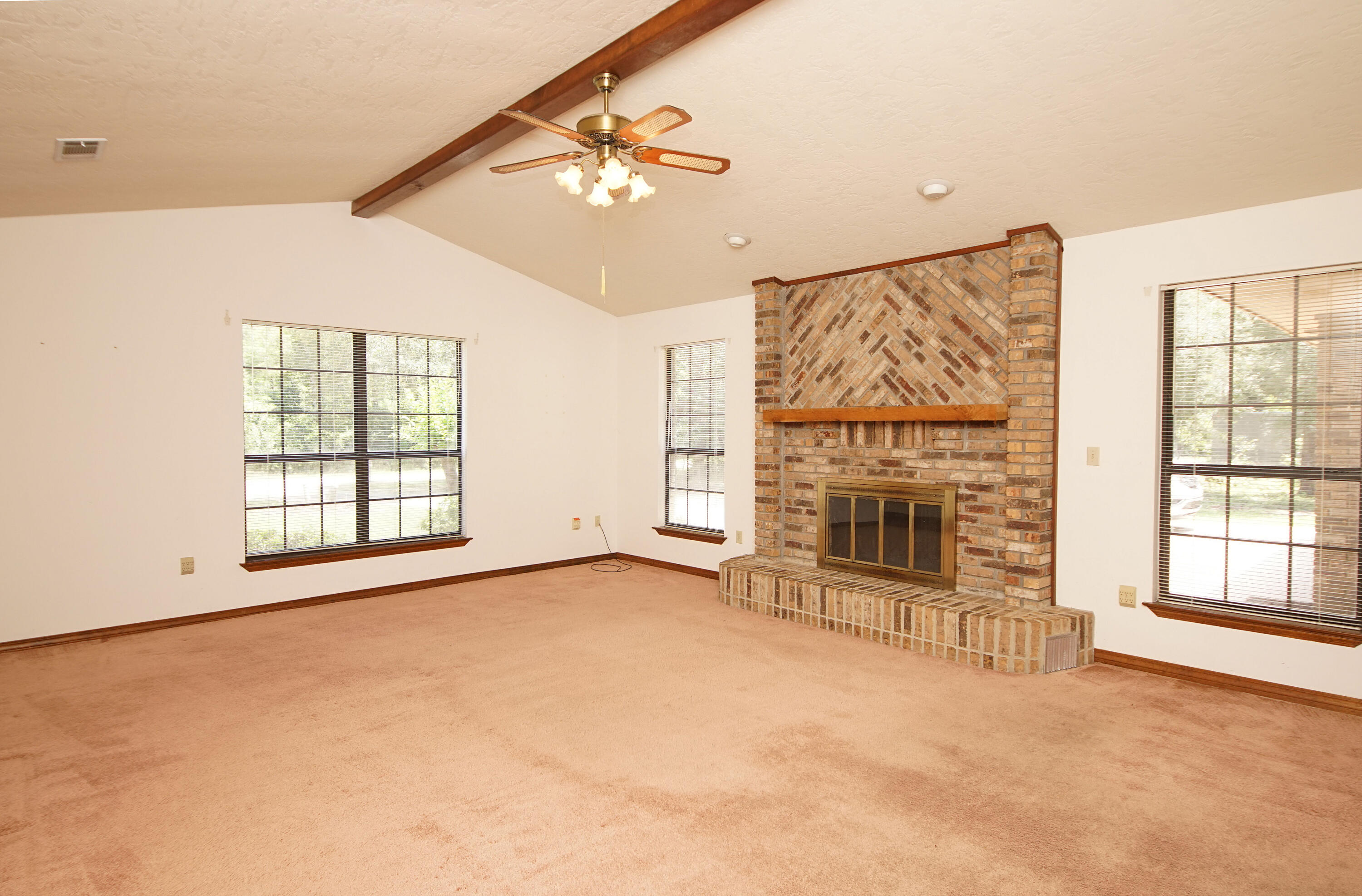 ROCKY BAYOU COUNTRY CLUB ESTATES 3 - Residential