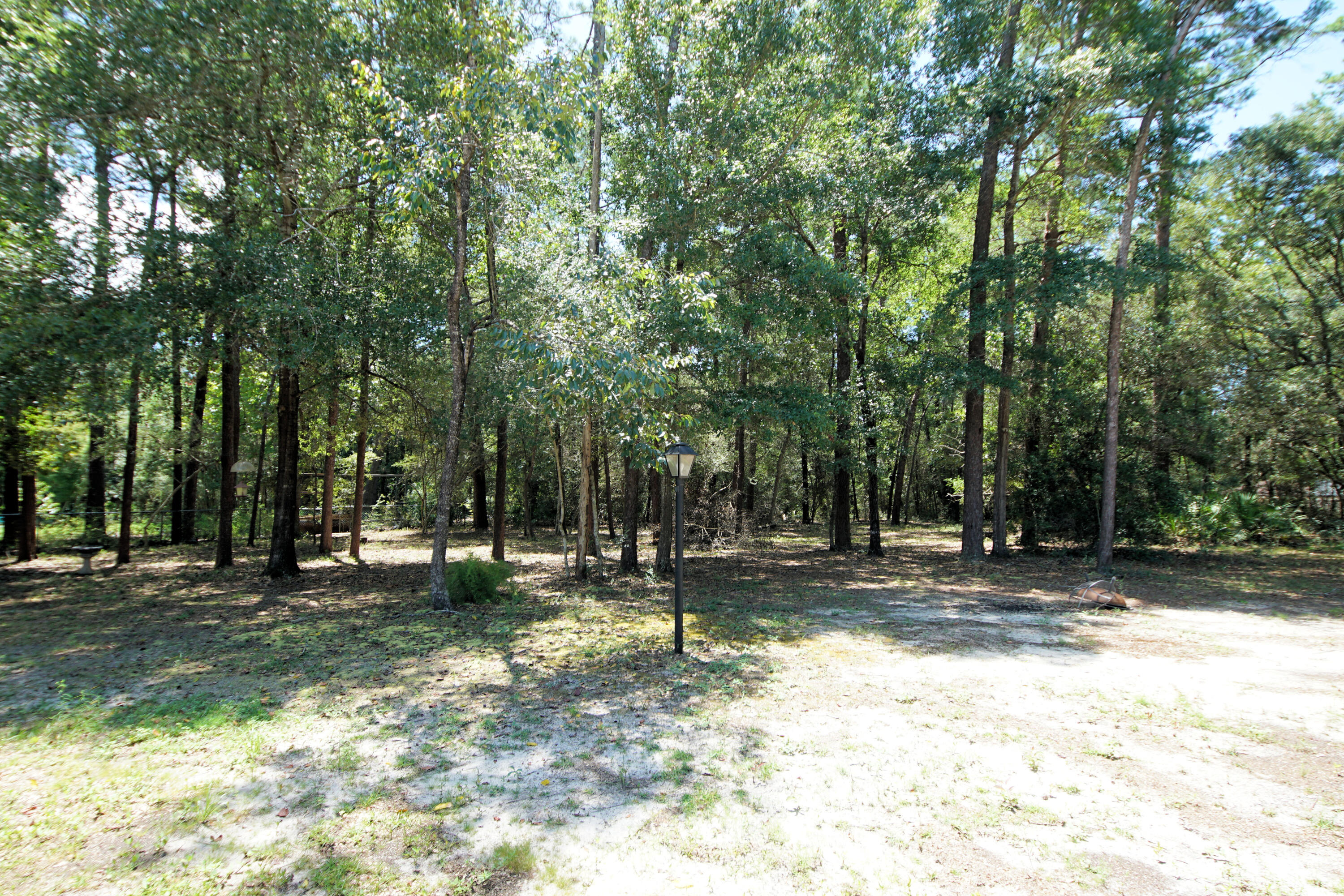 ROCKY BAYOU COUNTRY CLUB ESTATES 3 - Residential