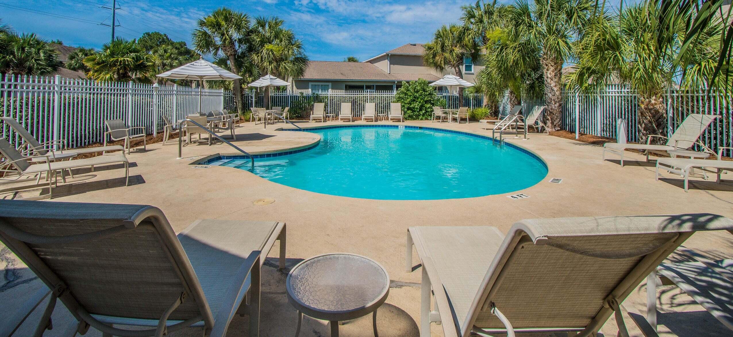 BON VILLAS TOWNHOMES - Residential