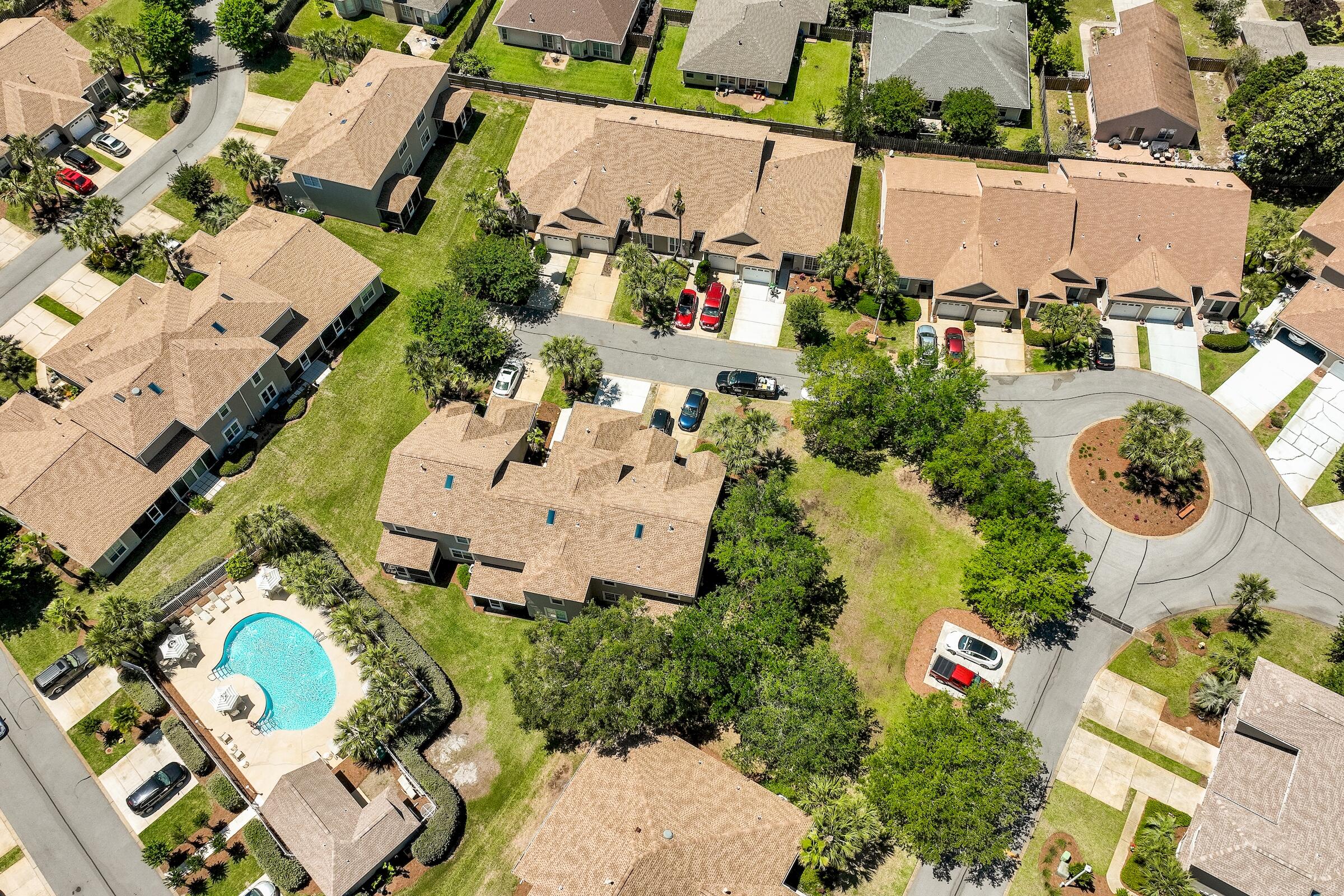 BON VILLAS TOWNHOMES - Residential