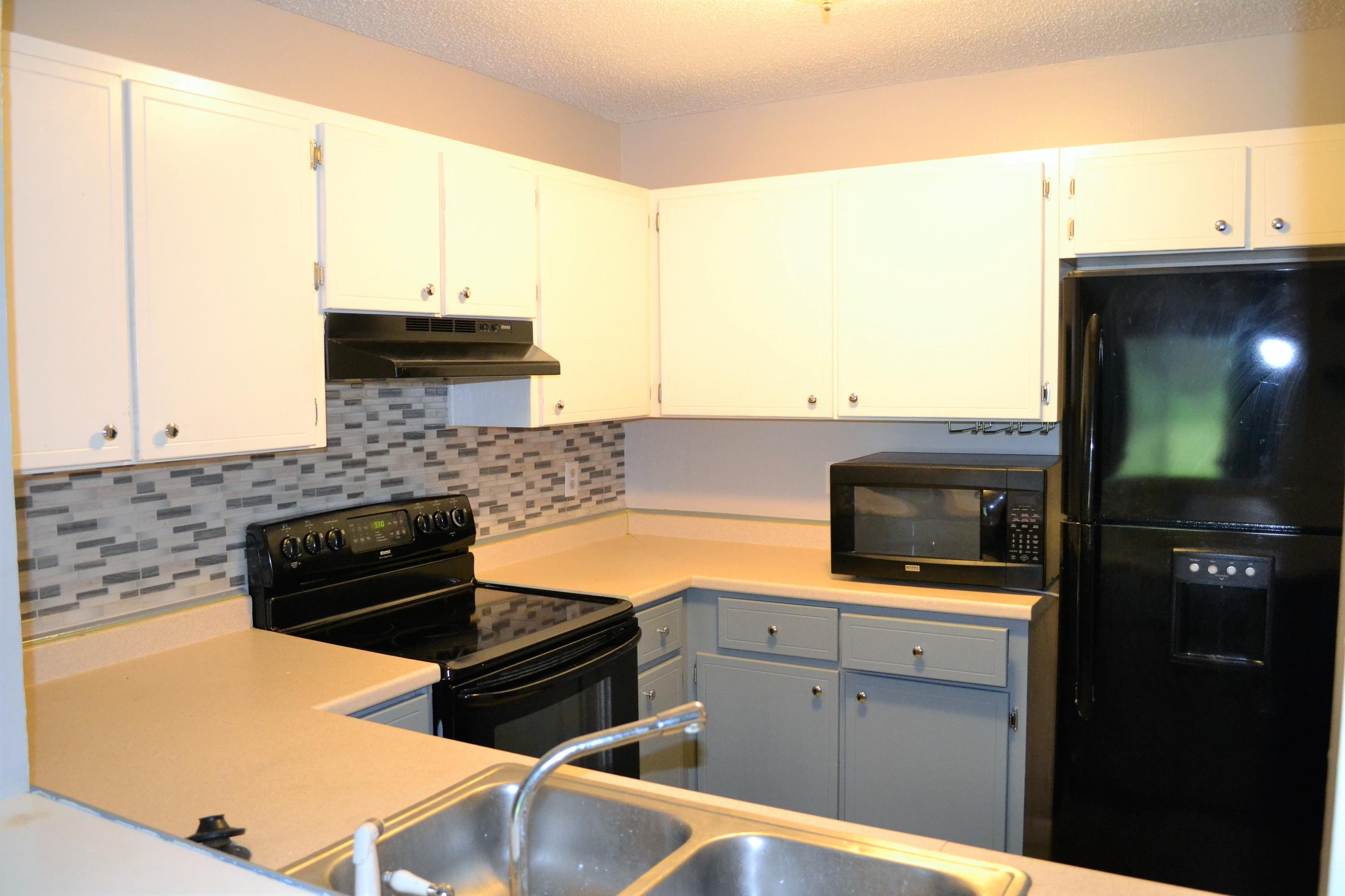 YORKTOWN AT WILLOW BEND - Residential