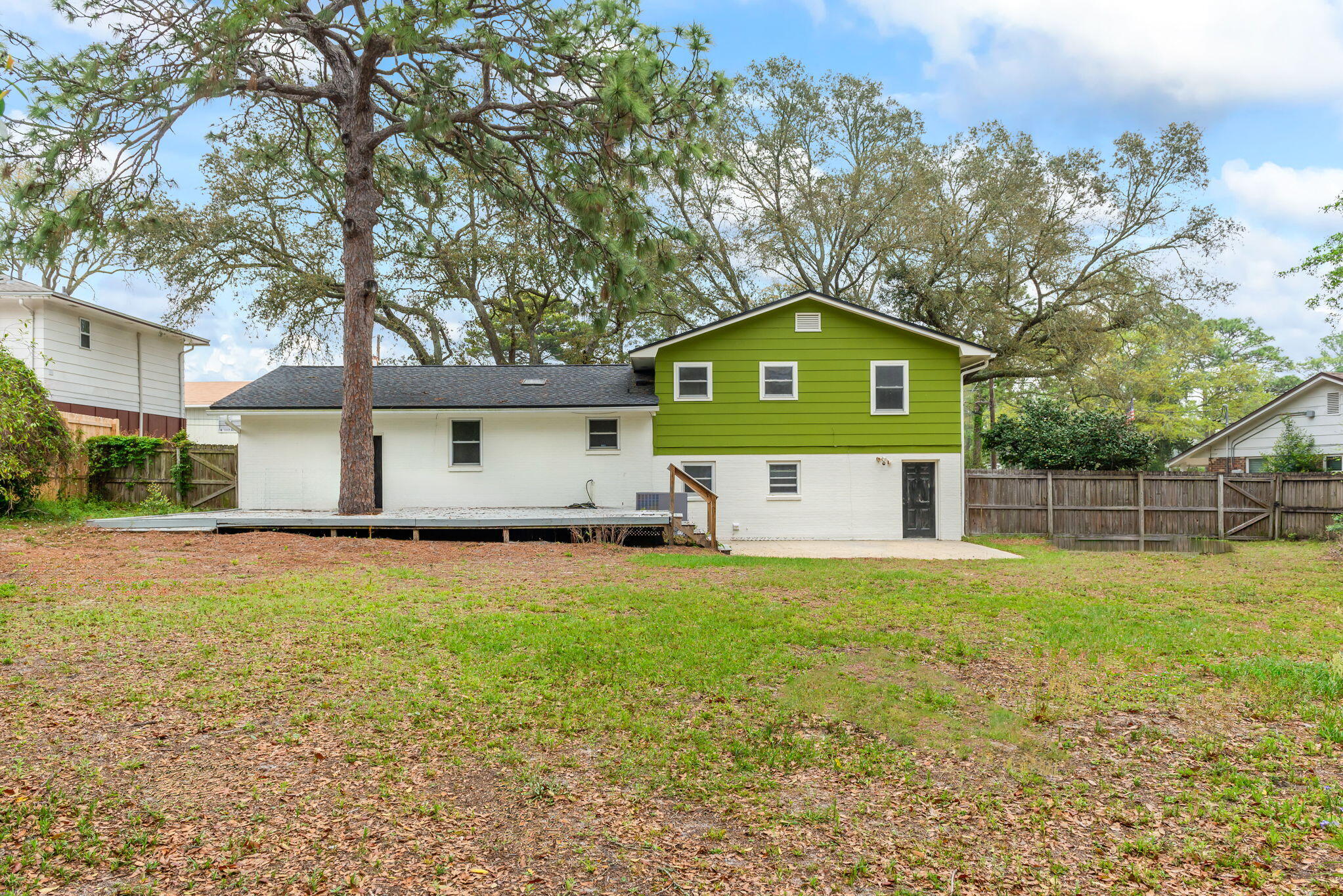 COLONY ESTATES - Residential