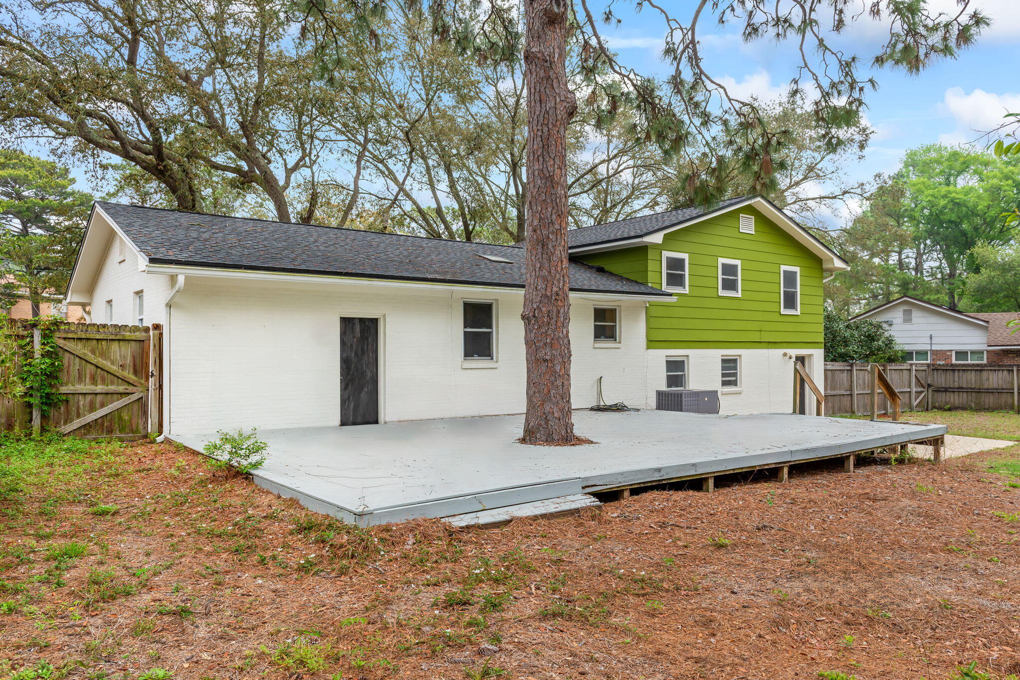 COLONY ESTATES - Residential