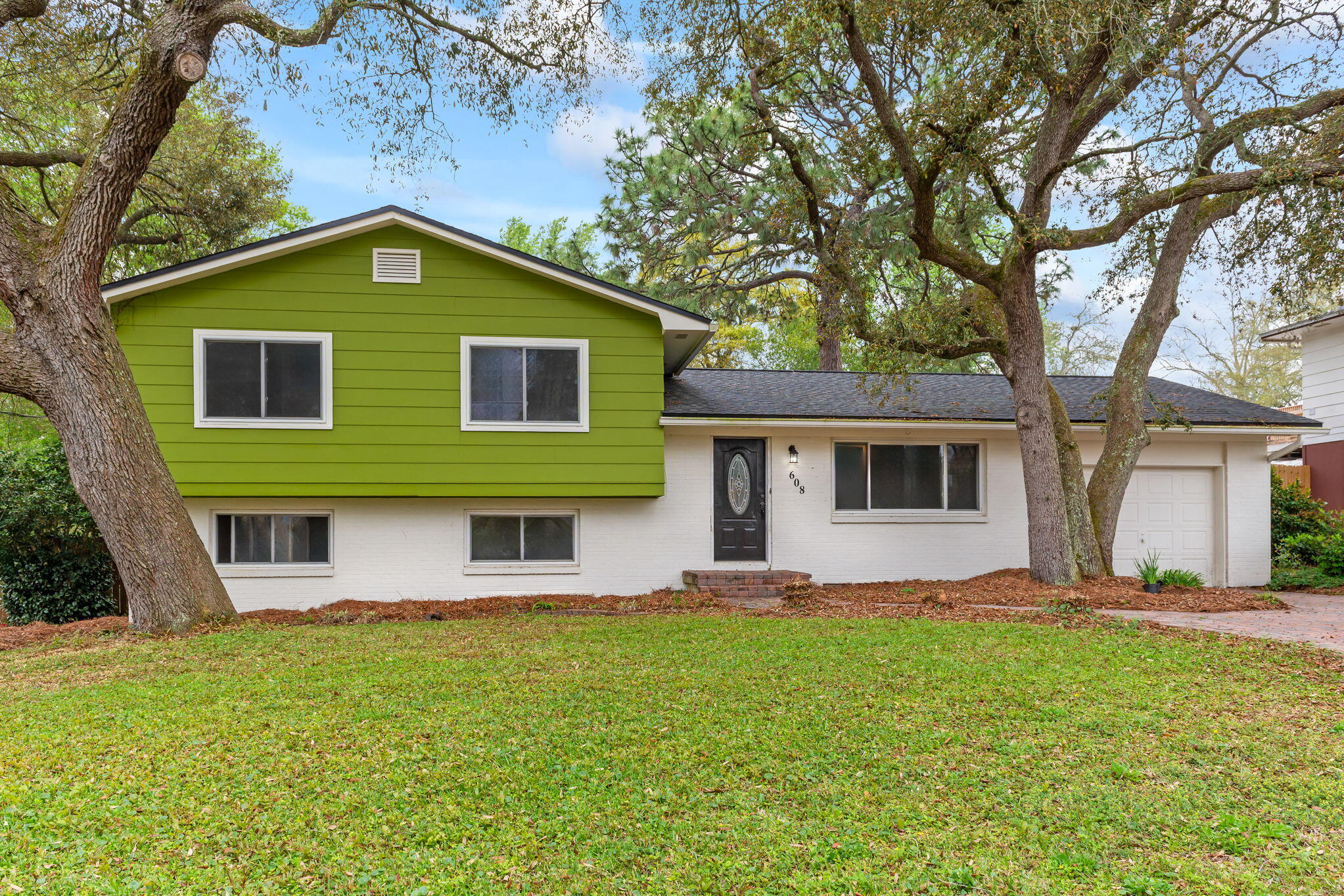 COLONY ESTATES - Residential