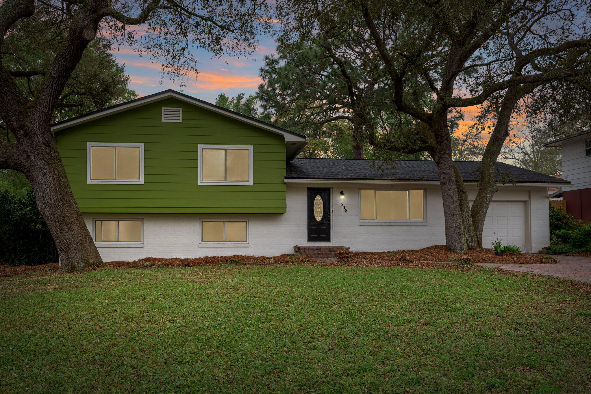 COLONY ESTATES - Residential