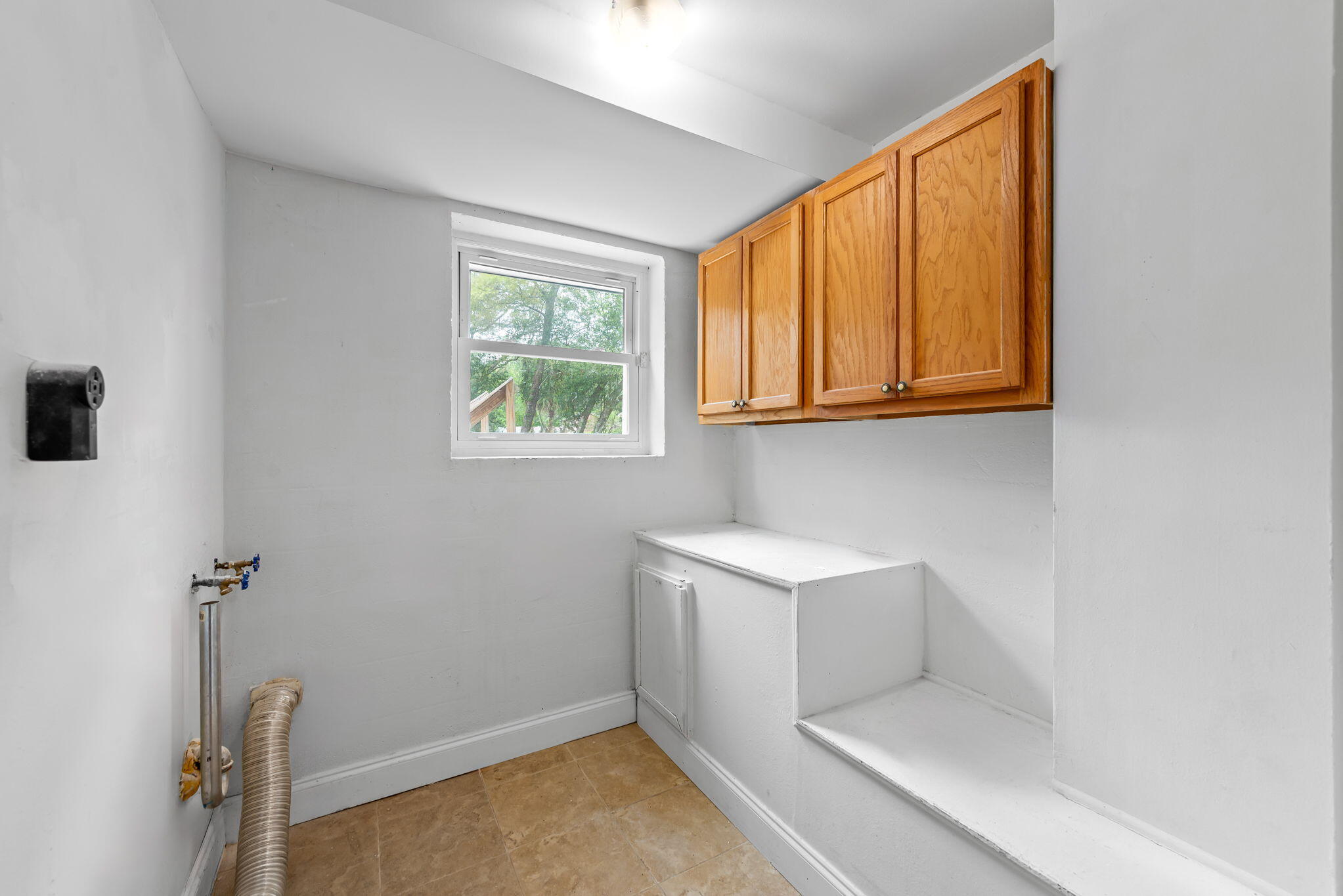 COLONY ESTATES - Residential