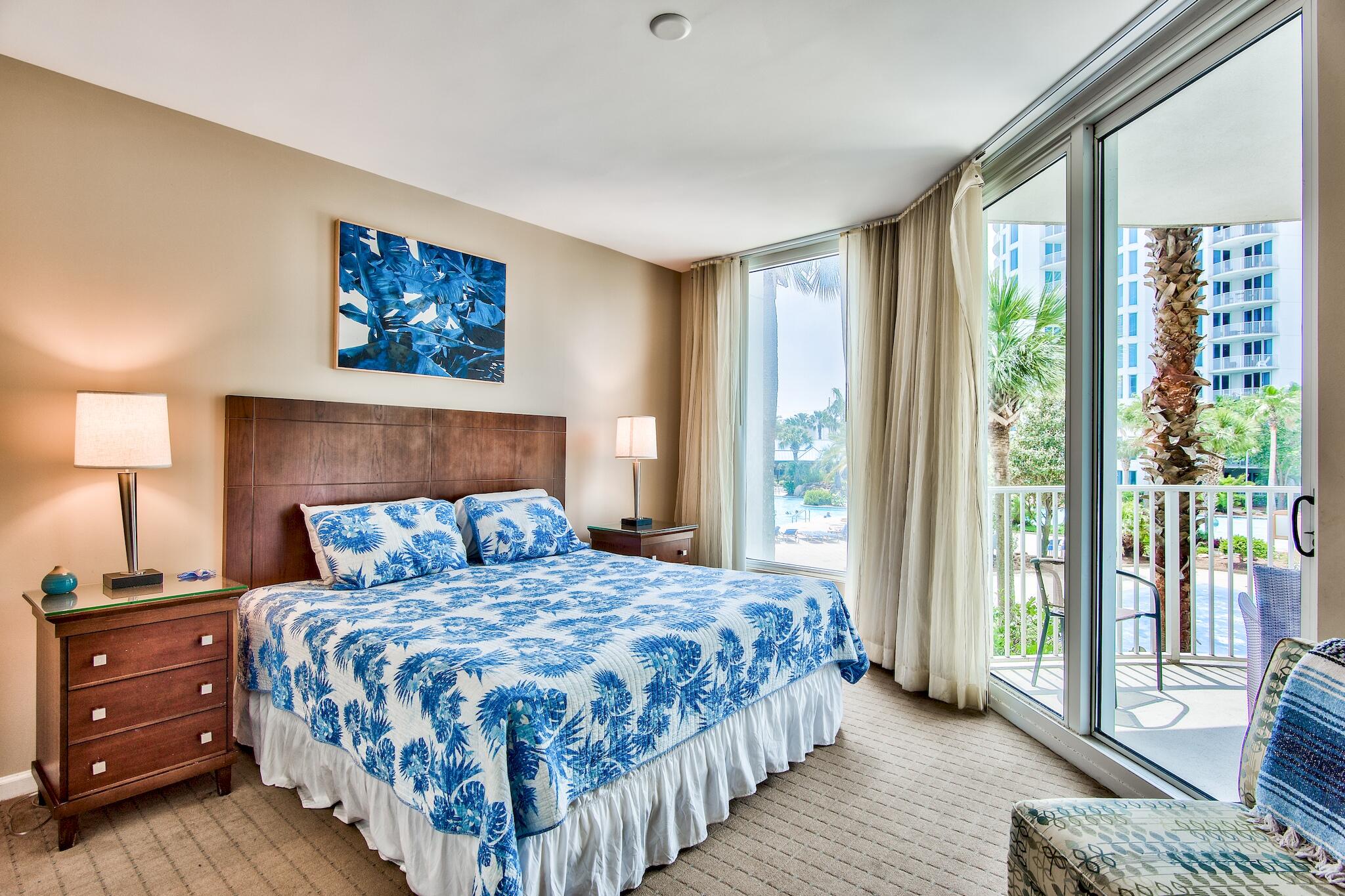 THE PALMS OF DESTIN - Residential