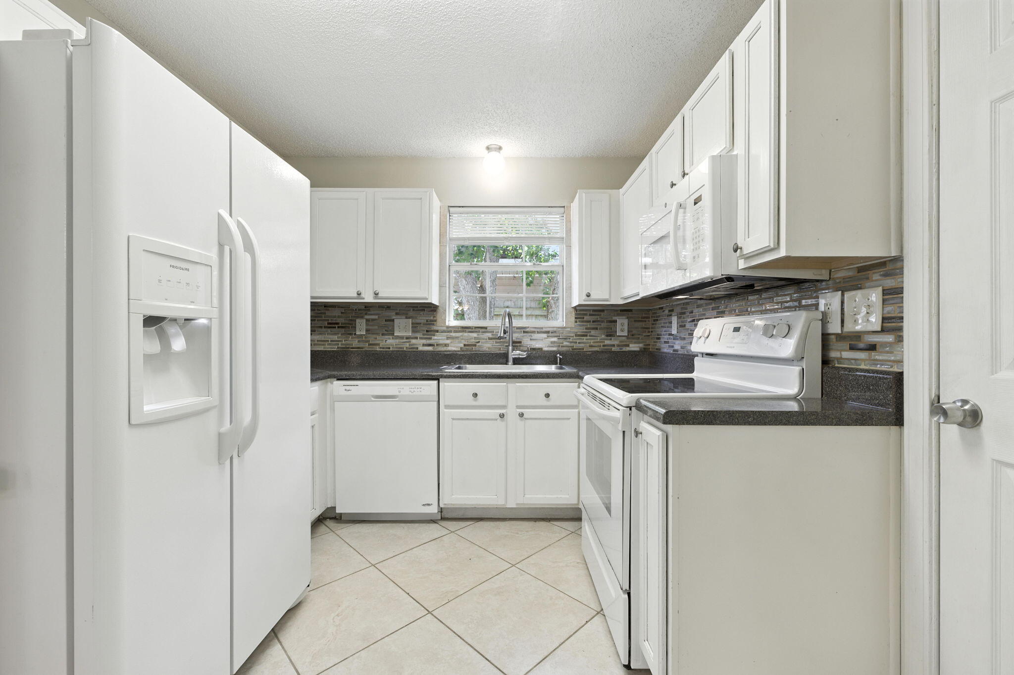 WATERFORD ESTATES S/D - Residential