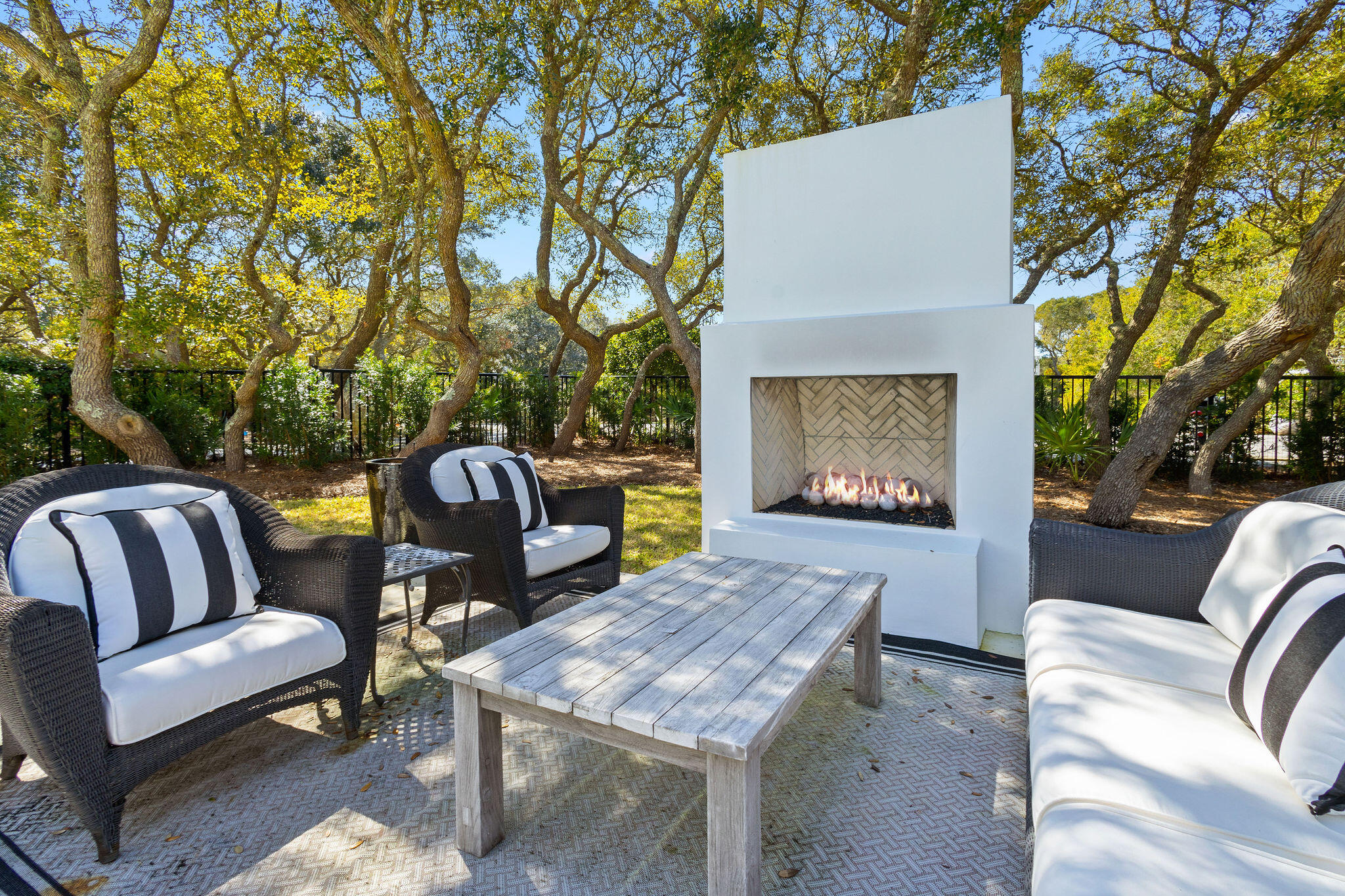 GULF TRACE - Residential