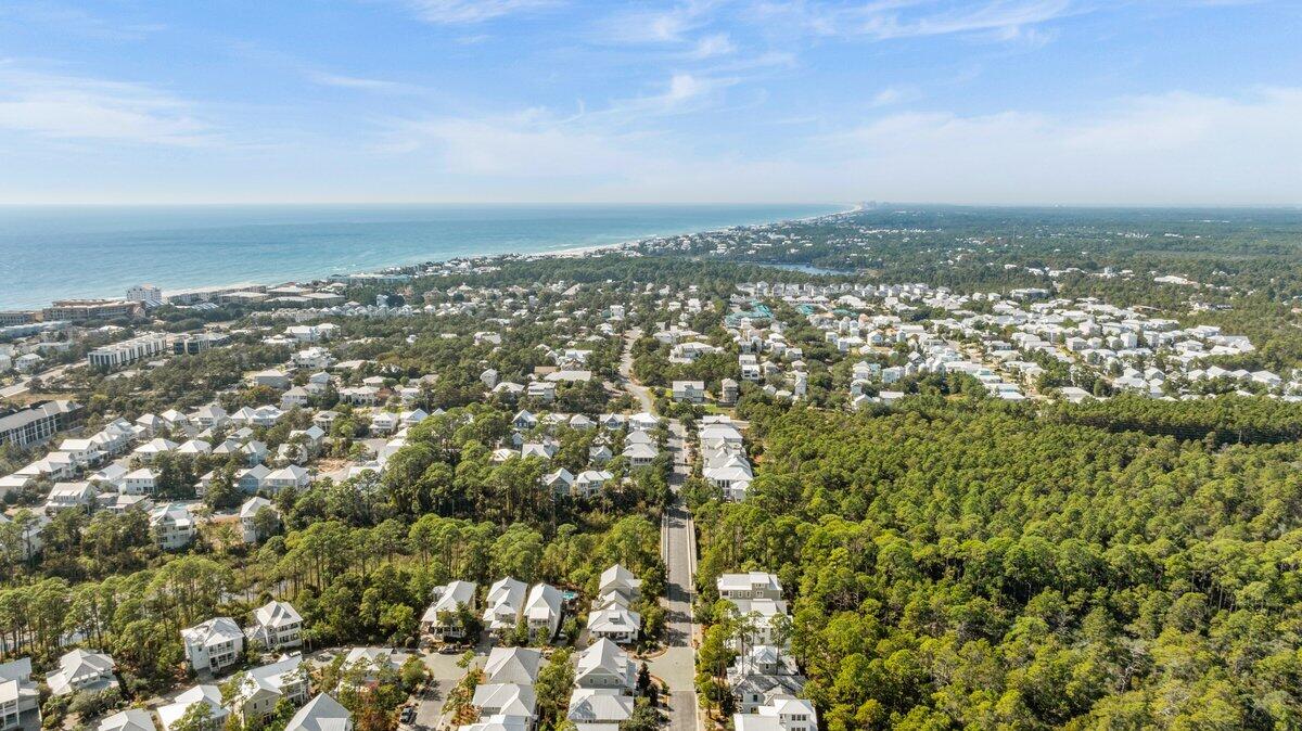 LAKESIDE AT BLUE MOUNTAIN BEACH - Residential