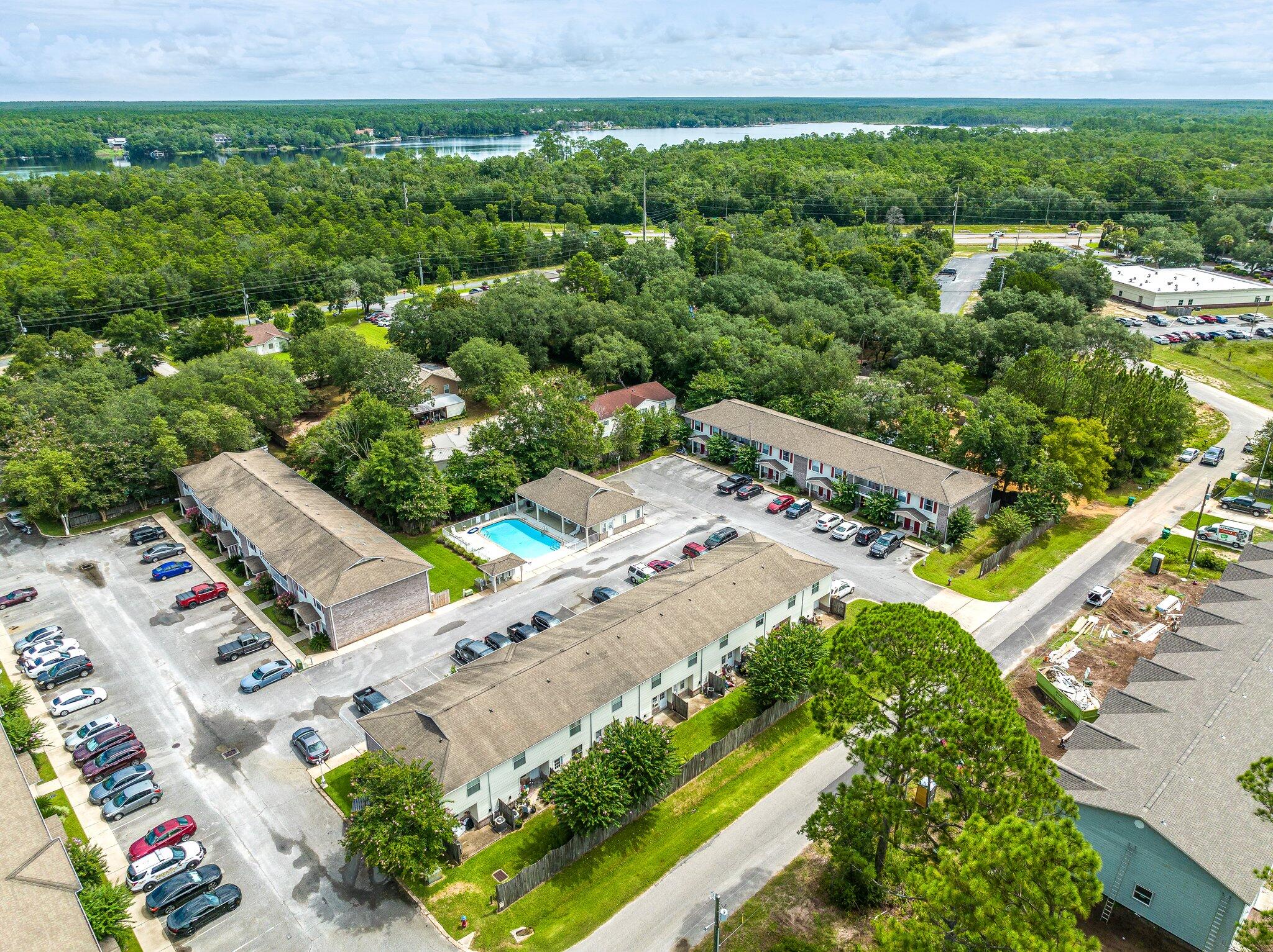 SHAY LIN T/H - Residential