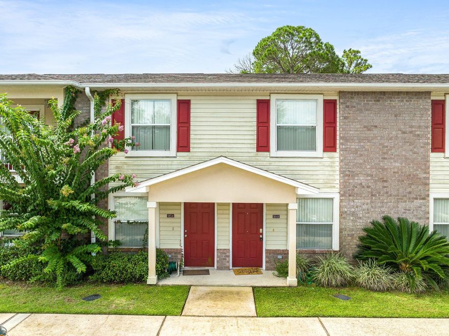 Welcome home to this beautiful townhome in Bluewater Bay with over $25,000 in improvements. The owner of this two-bedroom unit has turned a cute townhome into a beautiful one. Improvements include new flooring with wood laminate floors in the living area, bedrooms, and stairs, and porcelain tile in the kitchen and laundry, corian countertops in the kitchen, and a thermal insulated attic shield for added efficiency. You can't find a townhome in Niceville at this price point, so don't let it slip away!!Only a short 10 to 15 minute drive to Eglin AFB, Navy EOD School, and Destin Beaches! The location of this home is PERFECT! Low HOA fees and features a community pool and community center and also includes landscaping for easy maintenance. Seller is moving out, so please excuse the mess.