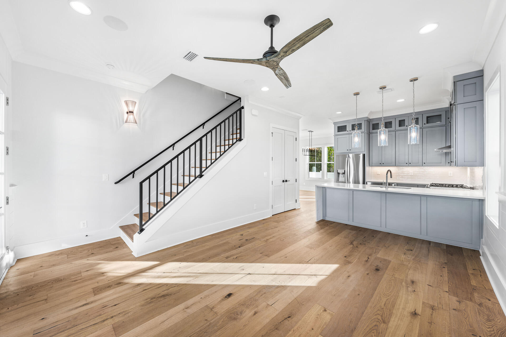 Century 393 - Residential