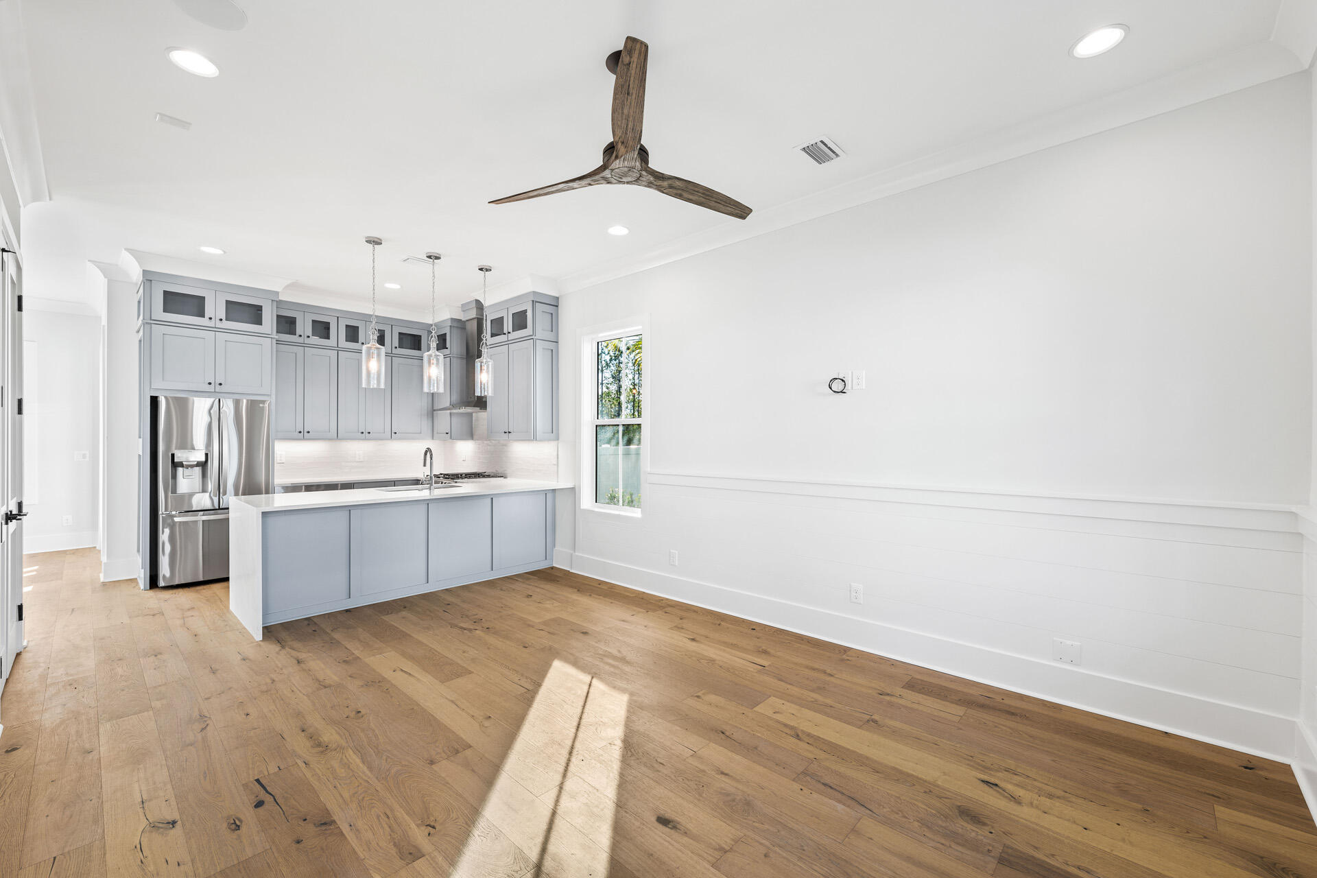 Century 393 - Residential