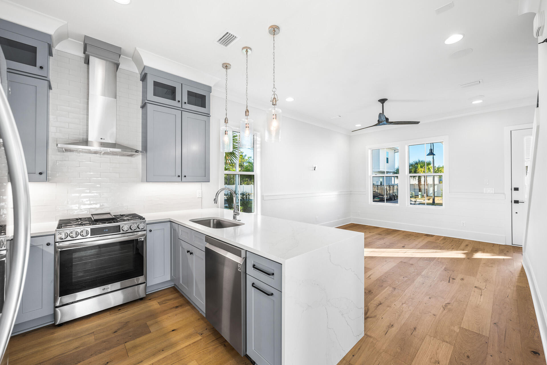 Century 393 - Residential