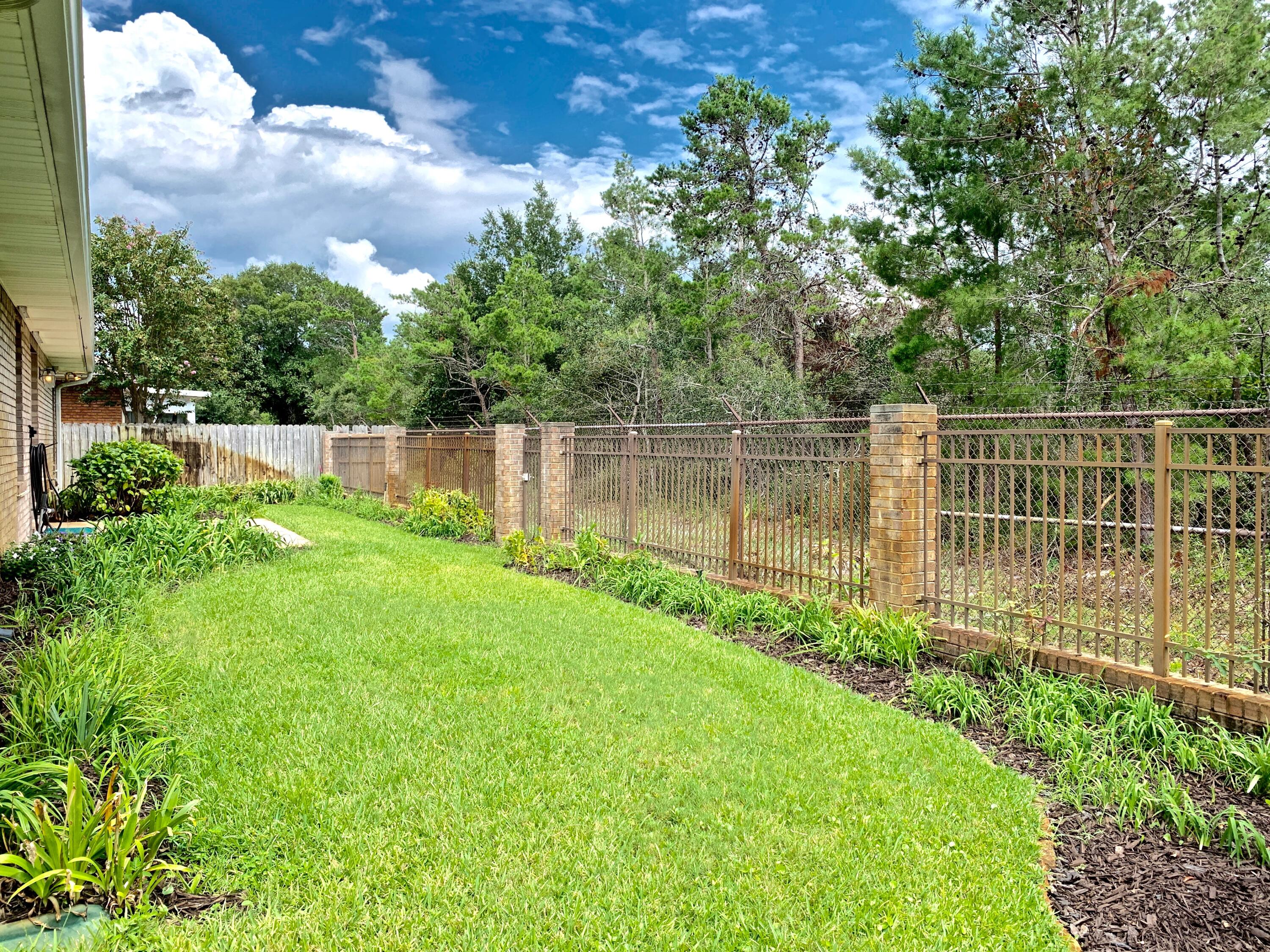 FALLIN WATERS - Residential