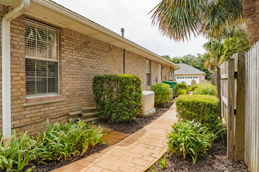 FALLIN WATERS - Residential