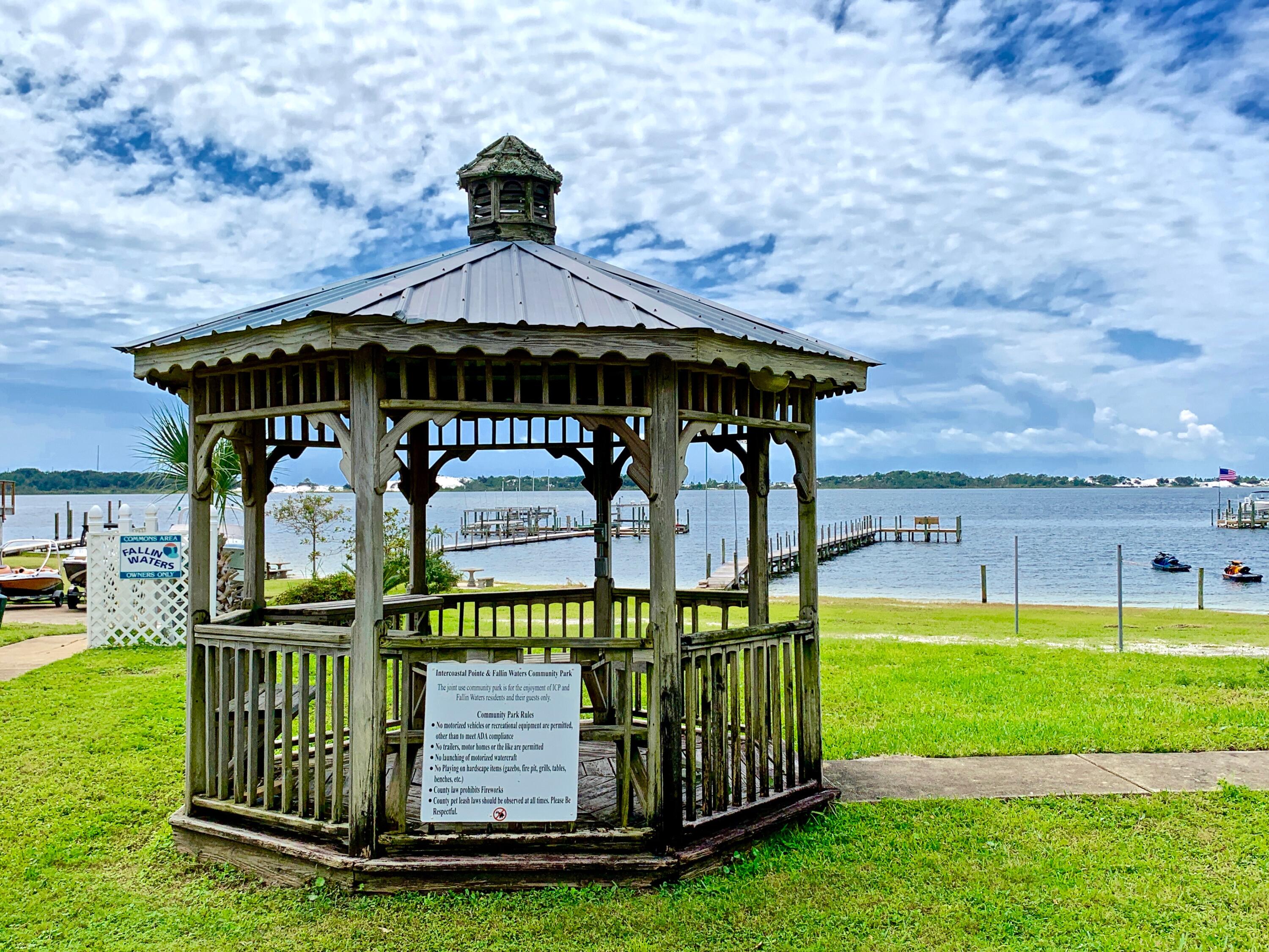 FALLIN WATERS - Residential