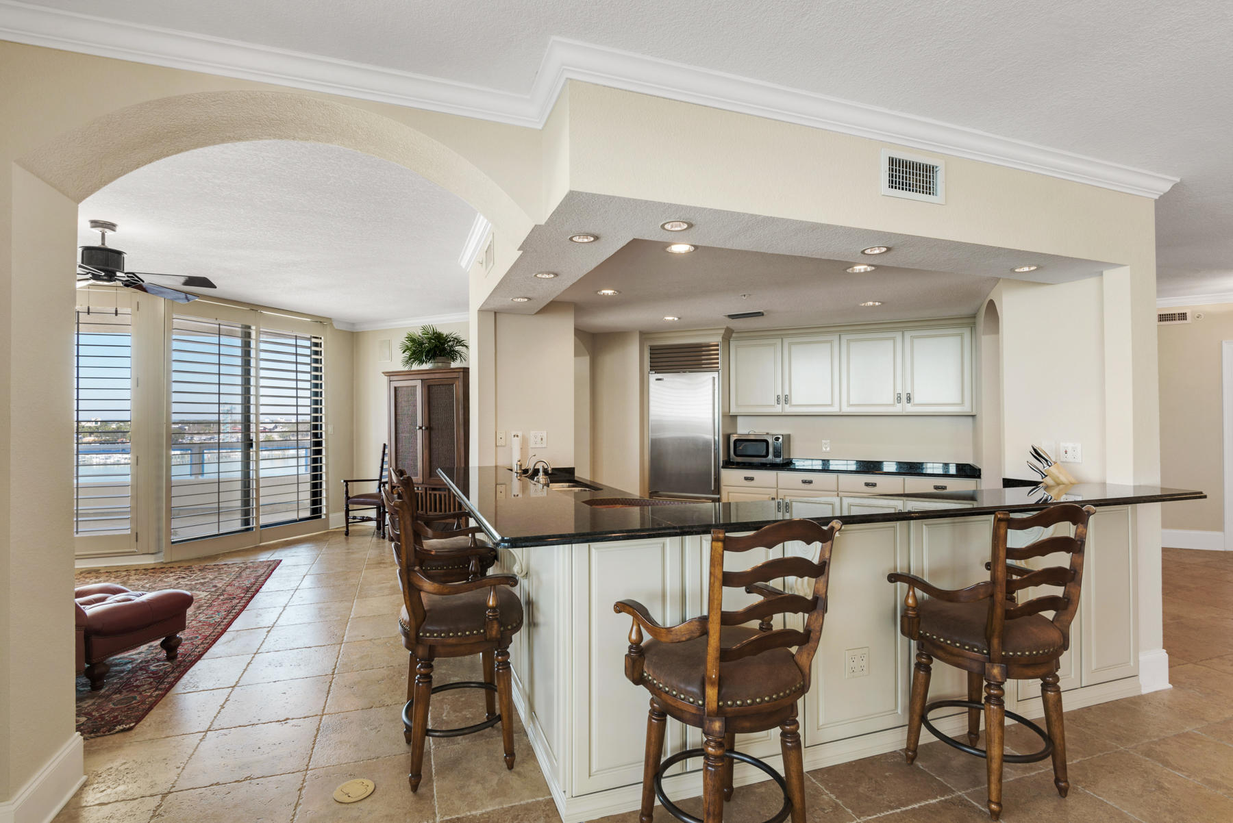 EAST PASS TOWERS CONDO PH 1 - Residential