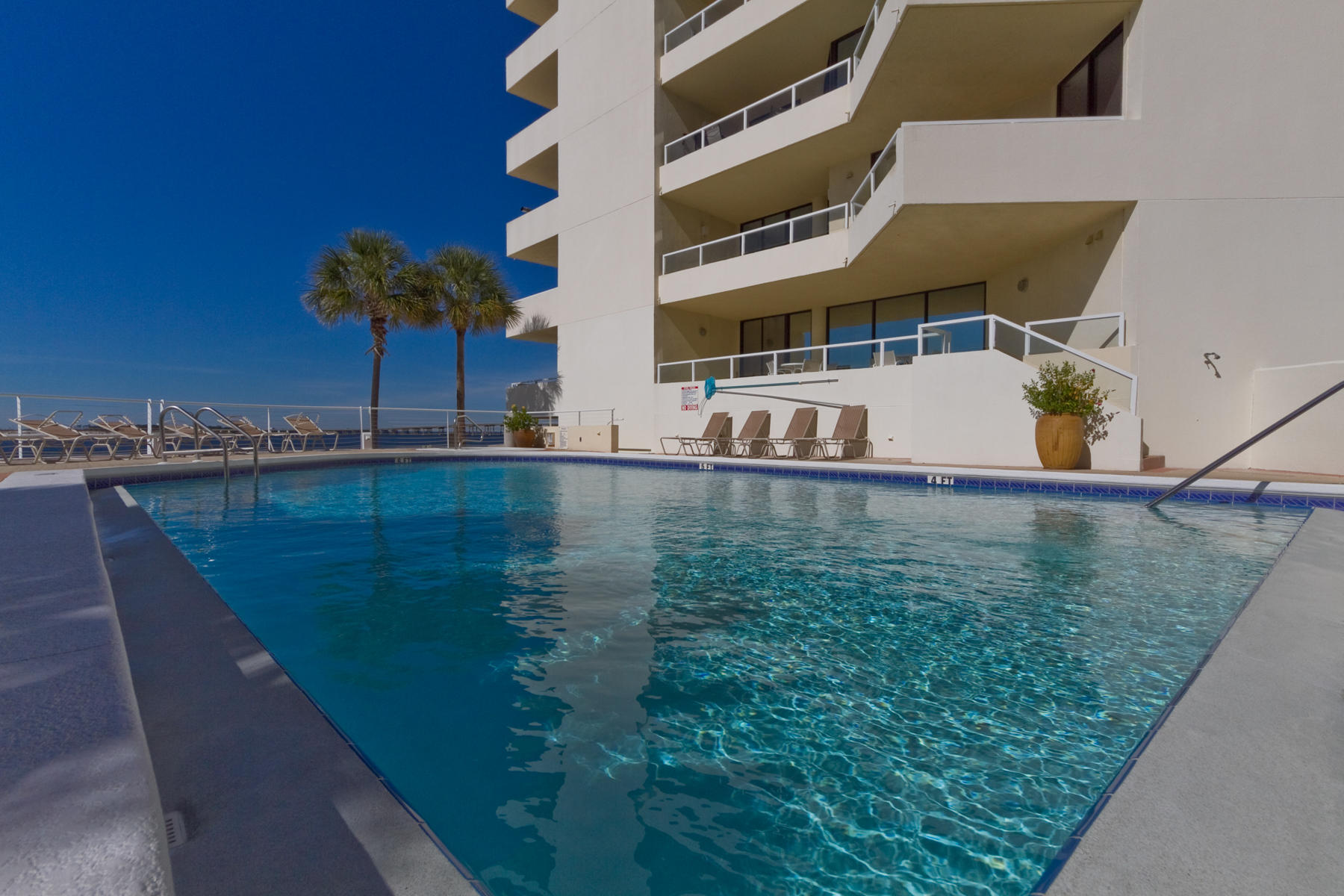 EAST PASS TOWERS CONDO PH 1 - Residential