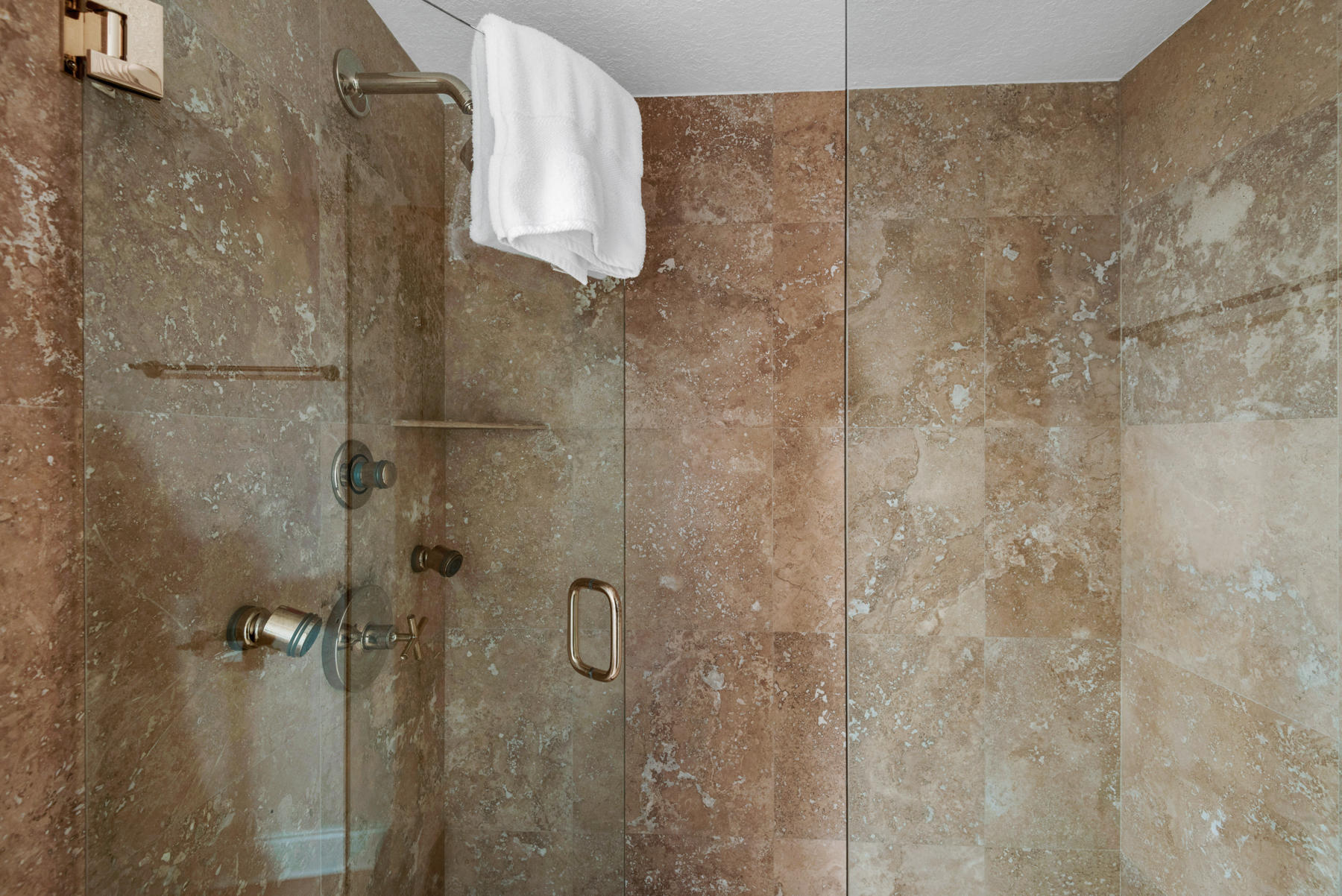 EAST PASS TOWERS CONDO PH 1 - Residential