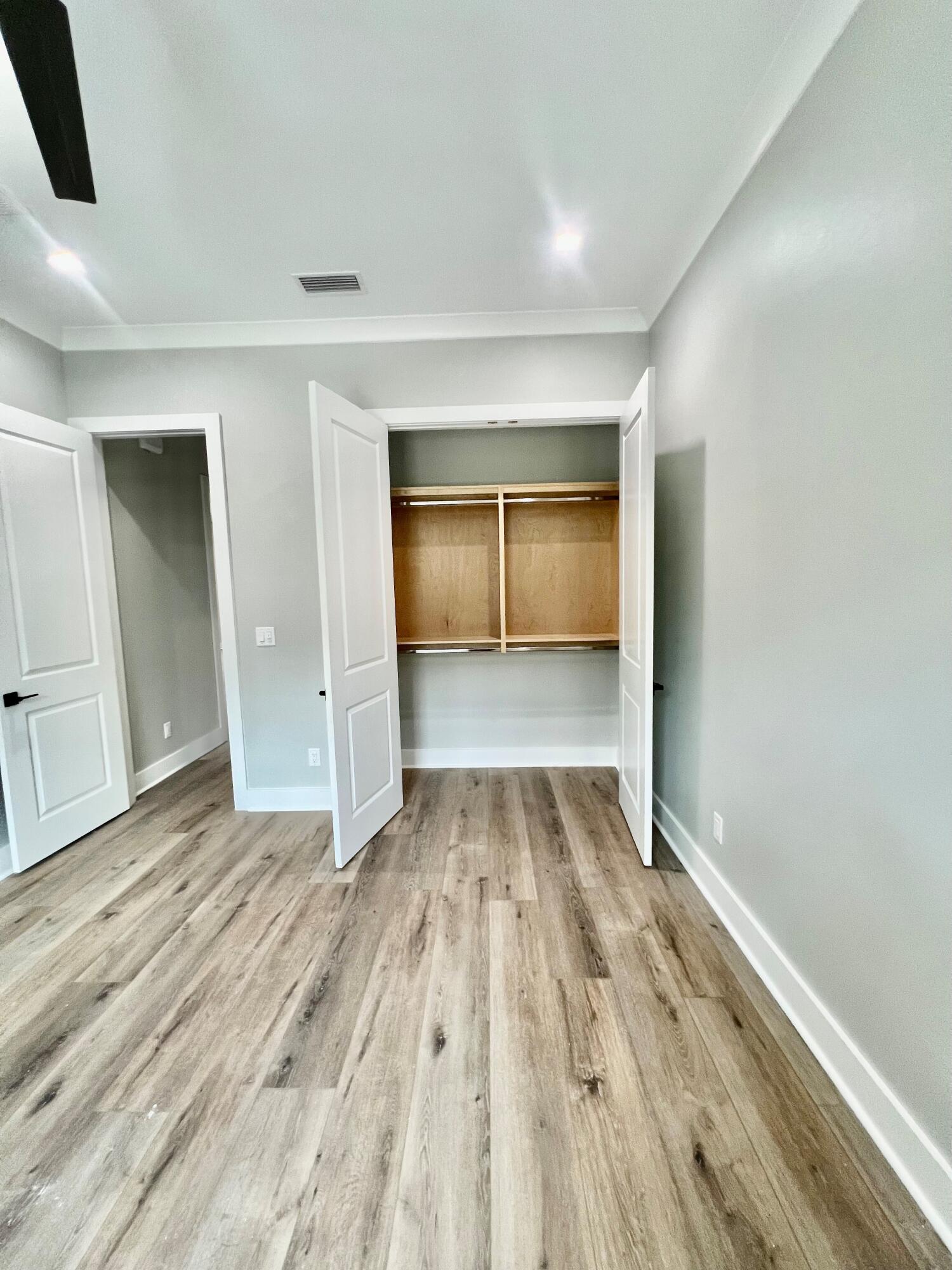 DEER MOSS CREEK - Residential