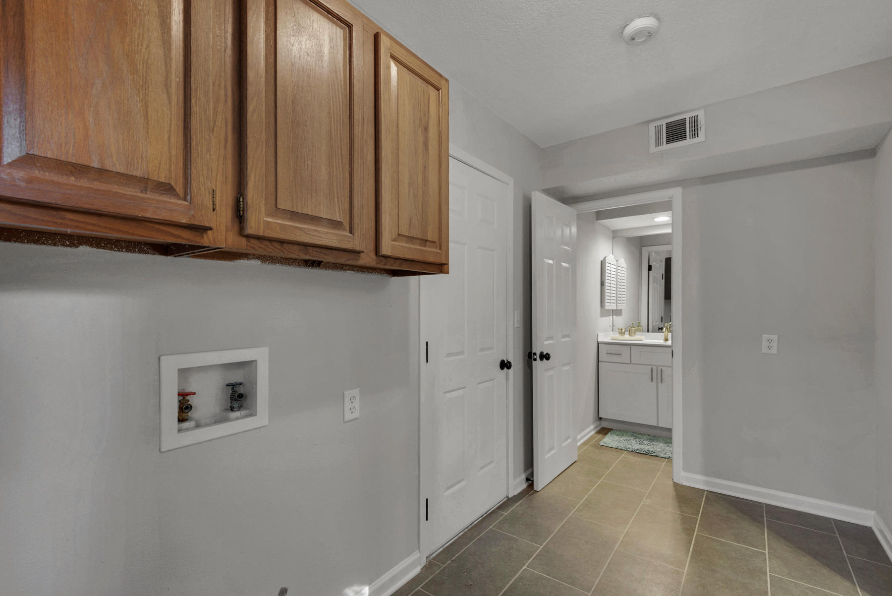 LIDO VILLAGE - Residential