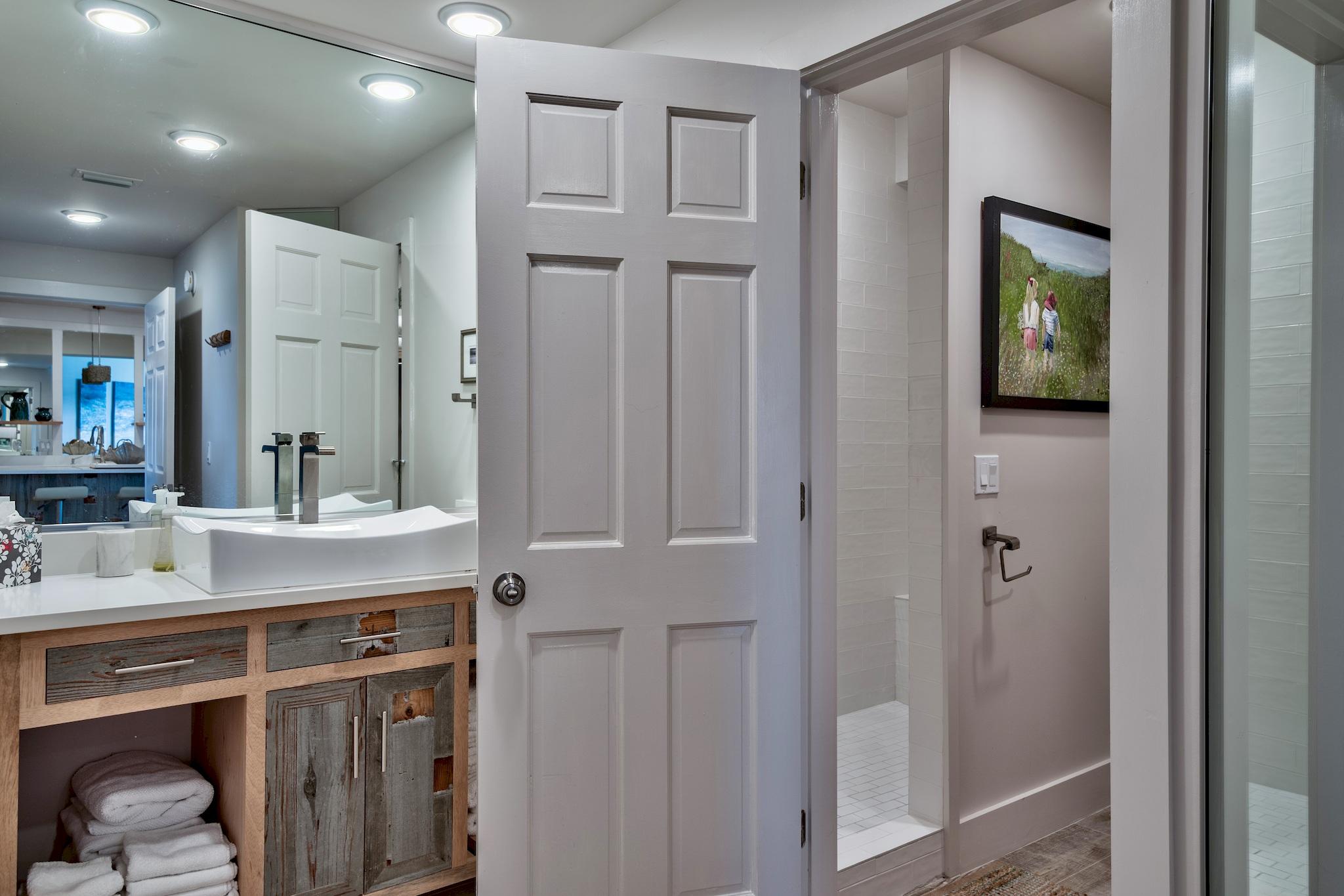 TIDES OF DESTIN - Residential