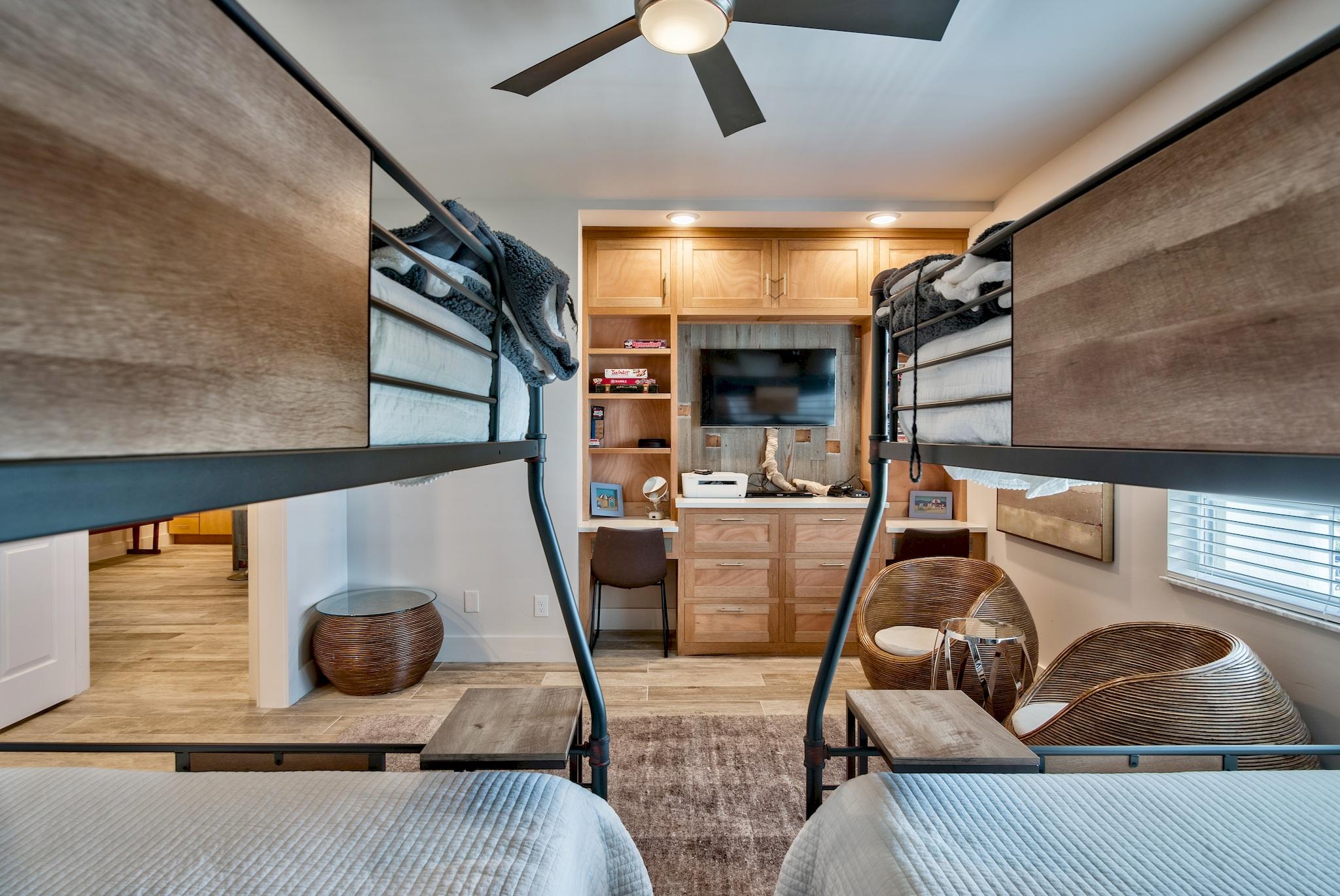 TIDES OF DESTIN - Residential