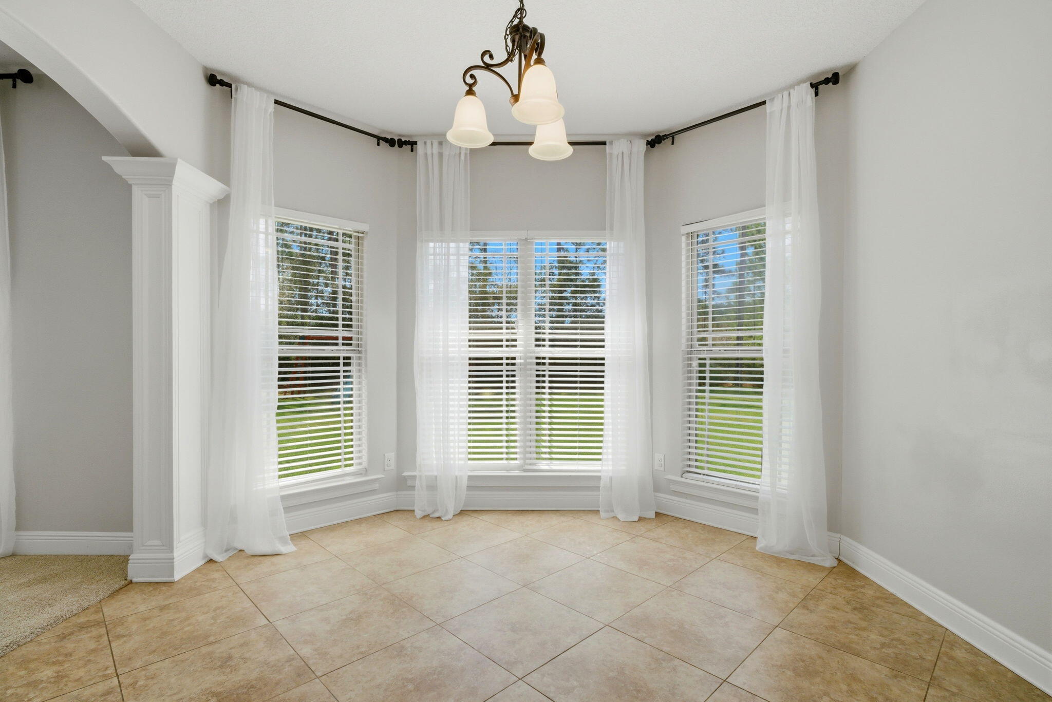 HOLLEY BY THE SEA - Residential