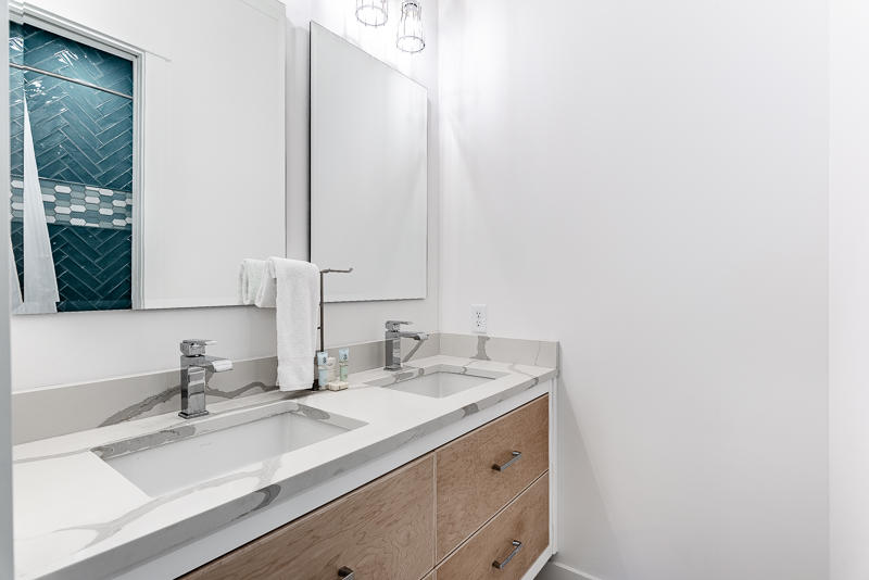 SEAGROVE 1ST ADDN - Residential