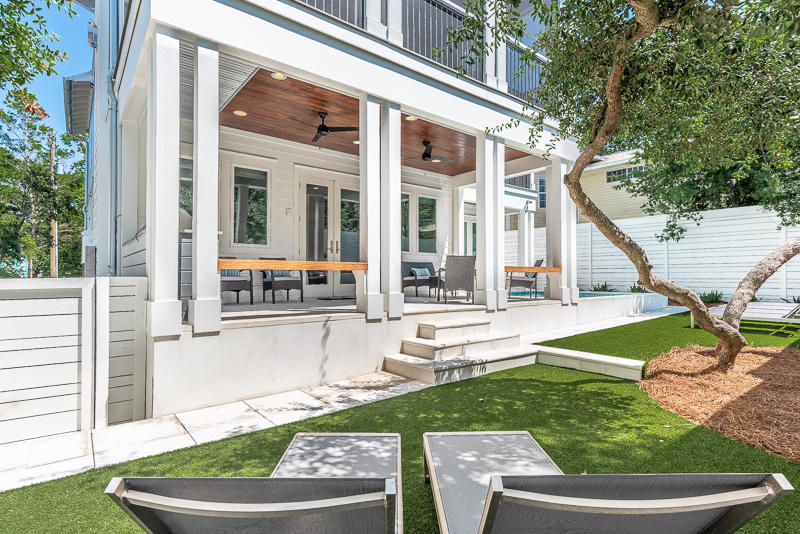 SEAGROVE 1ST ADDN - Residential