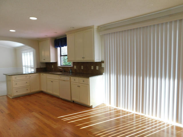 EDGEWATER VILLAGE - Residential