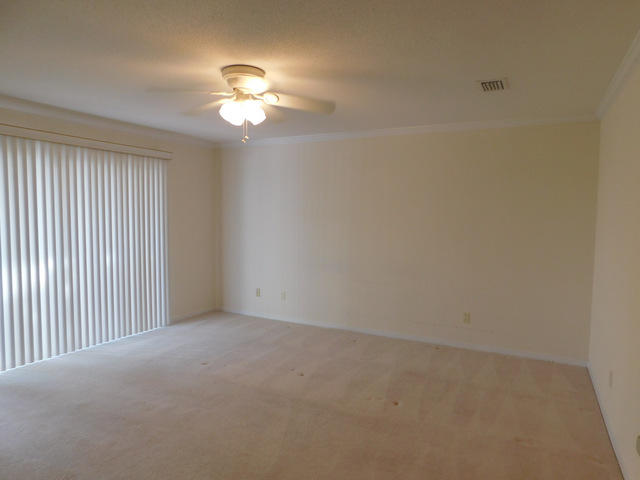 EDGEWATER VILLAGE - Residential