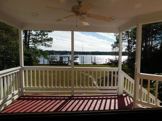 EDGEWATER VILLAGE - Residential