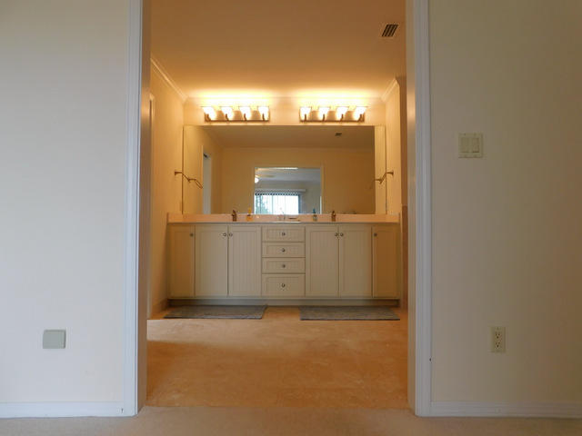 EDGEWATER VILLAGE - Residential