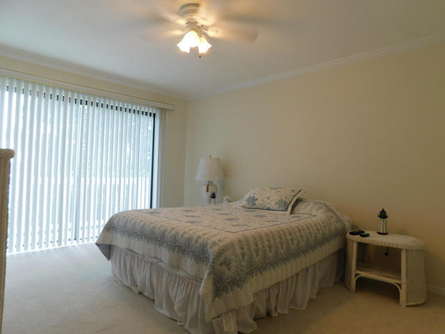 EDGEWATER VILLAGE - Residential