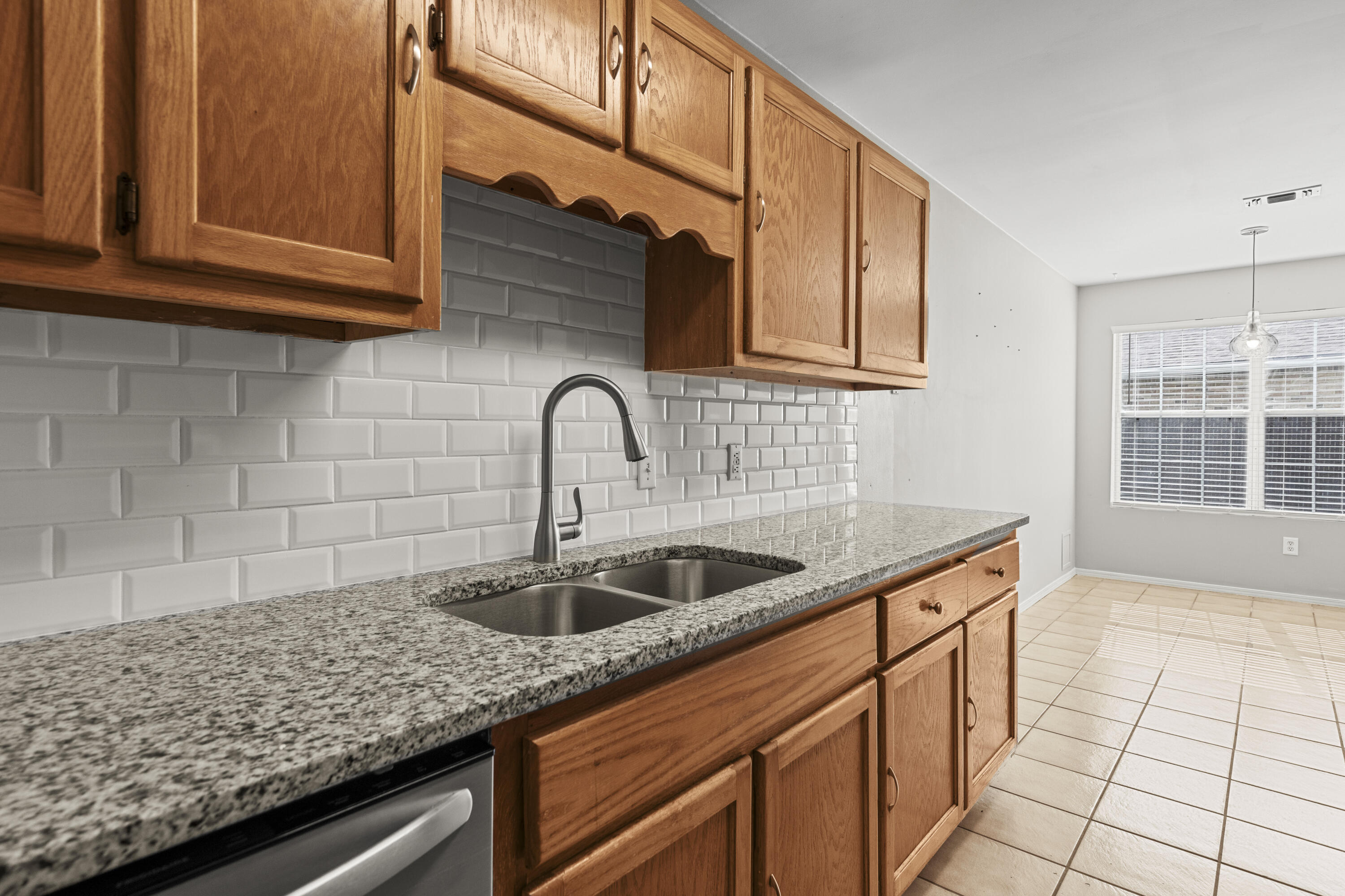 CARDINAL ESTATES - Residential Lease