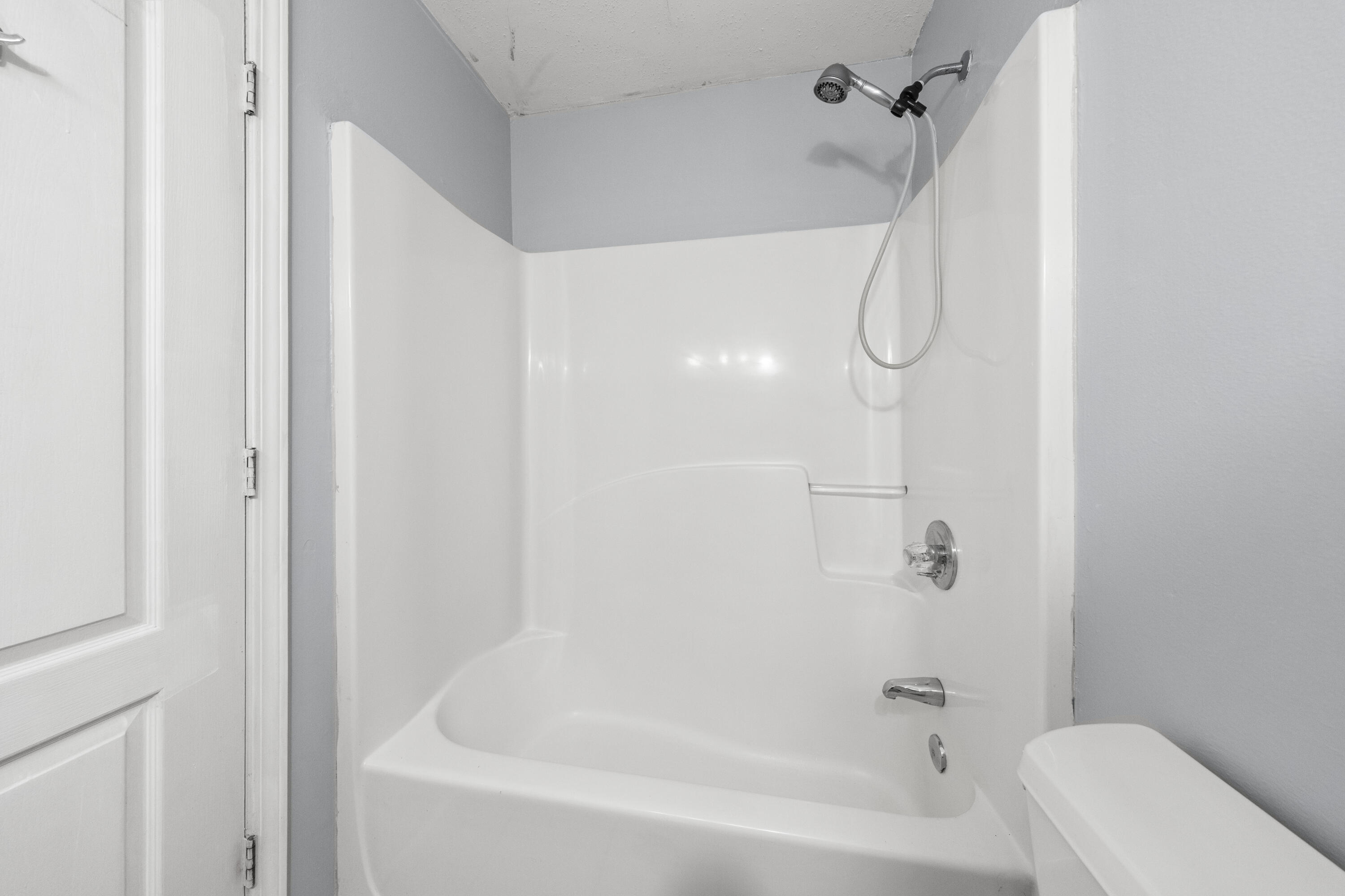 CARDINAL ESTATES - Residential Lease