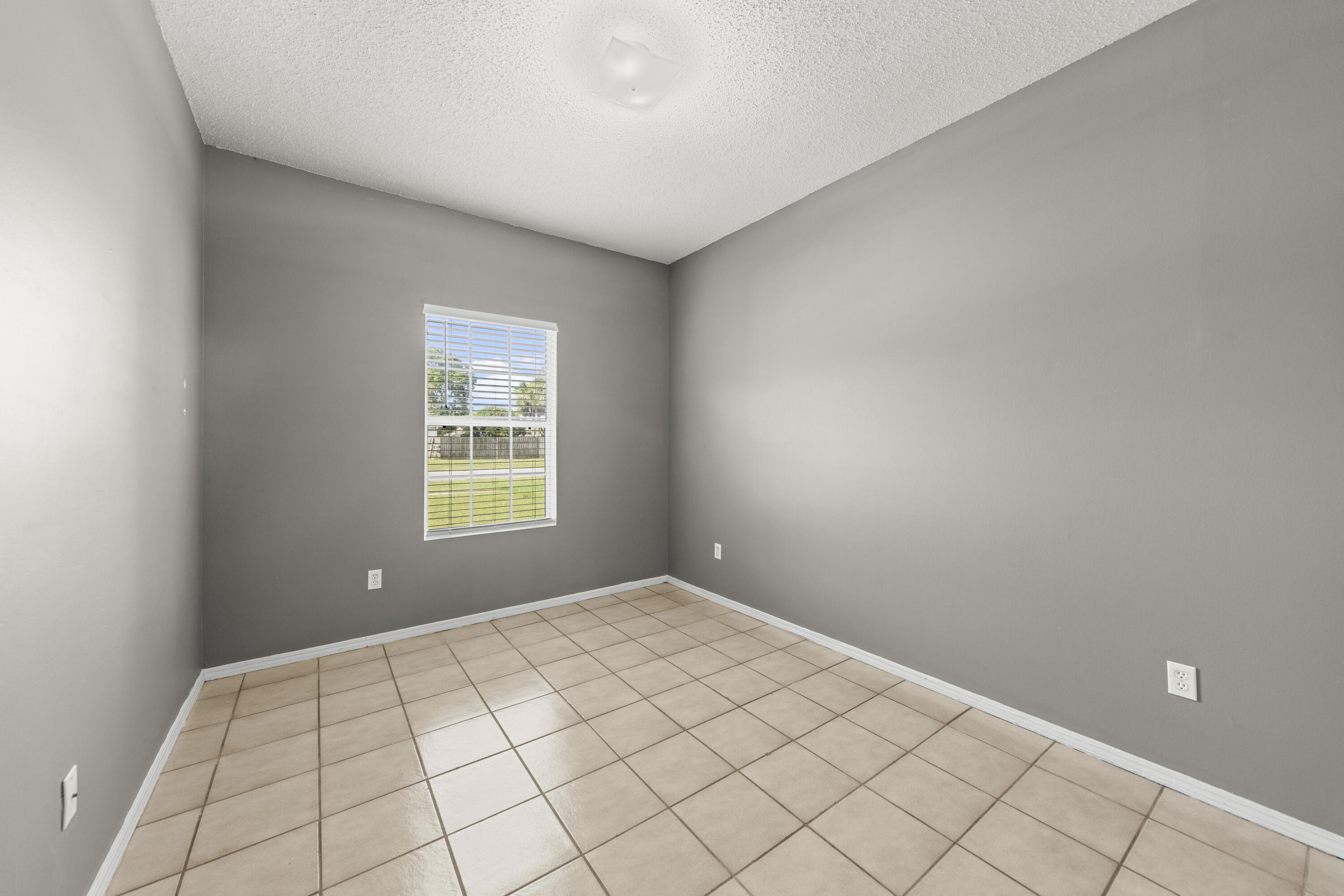 CARDINAL ESTATES - Residential Lease