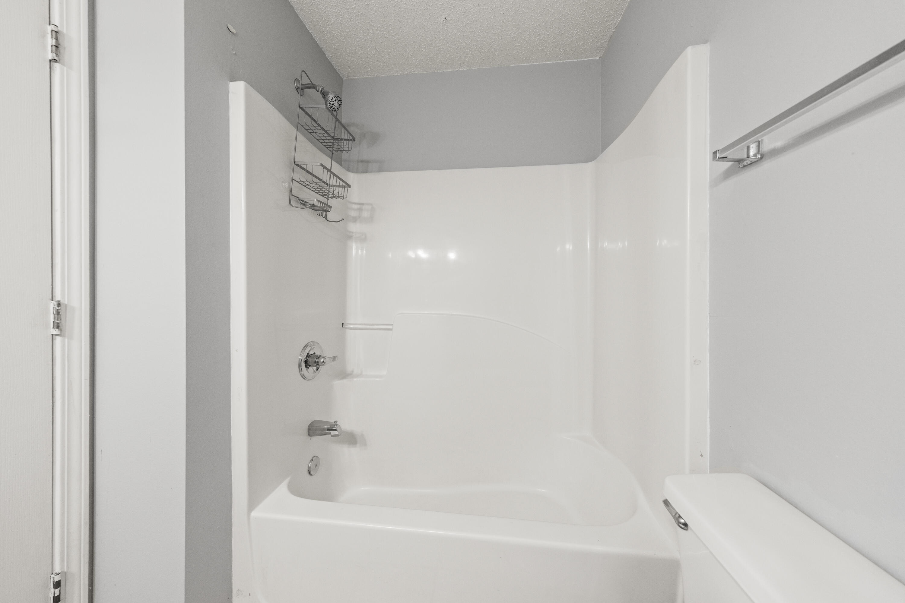 CARDINAL ESTATES - Residential Lease