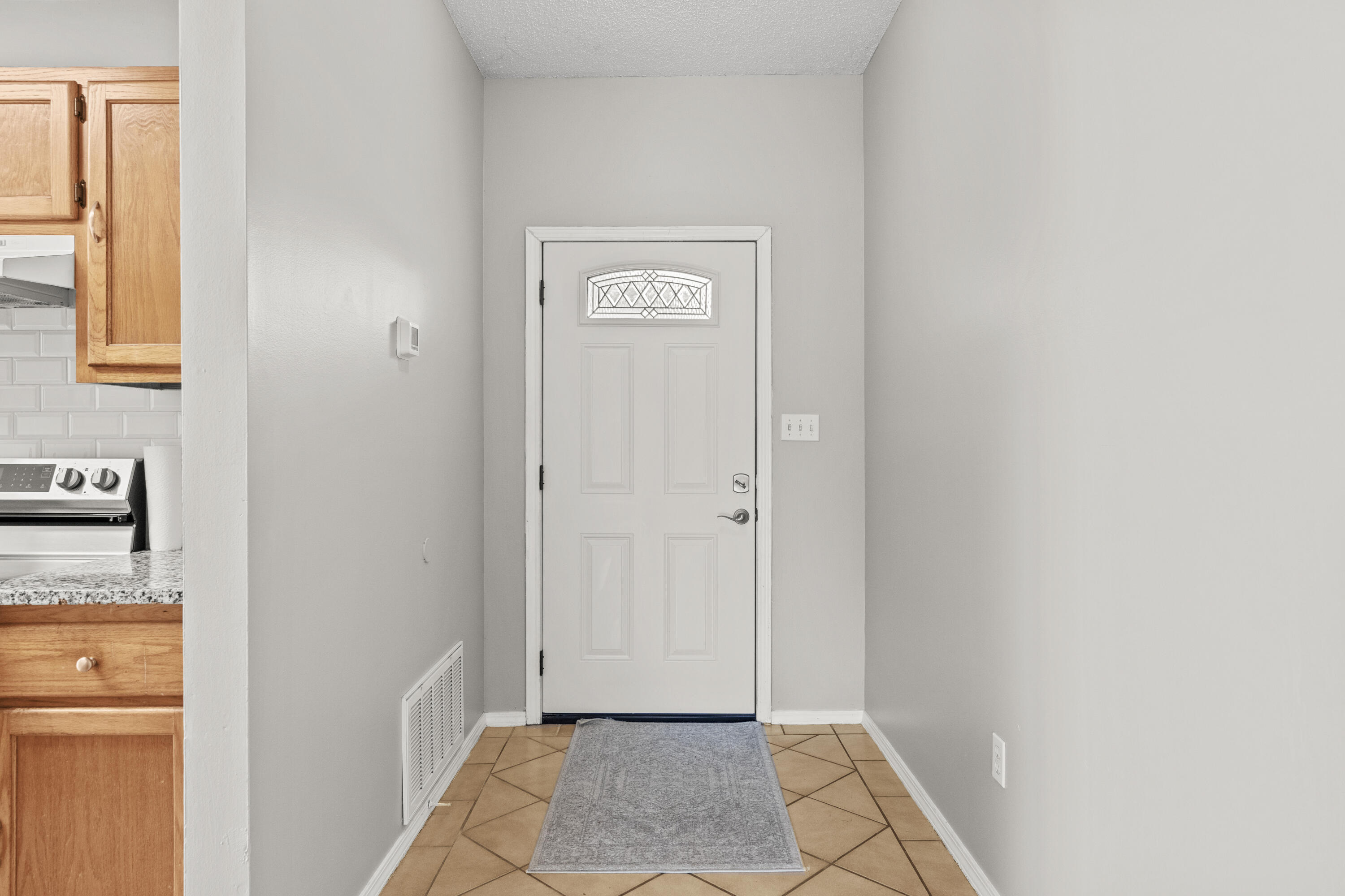 CARDINAL ESTATES - Residential Lease